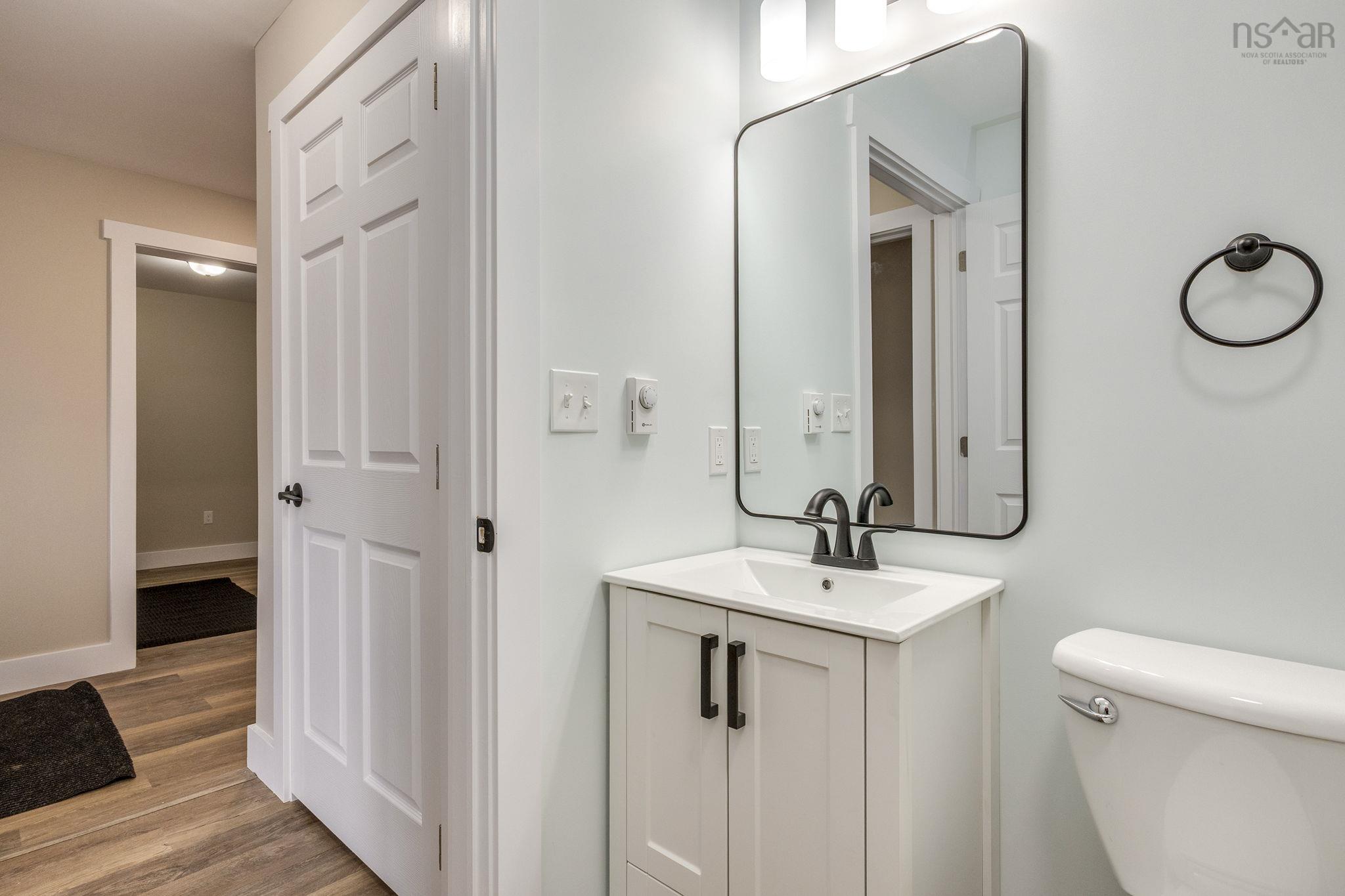 $435,000.00: 71 Vendora Drive, Nictaux