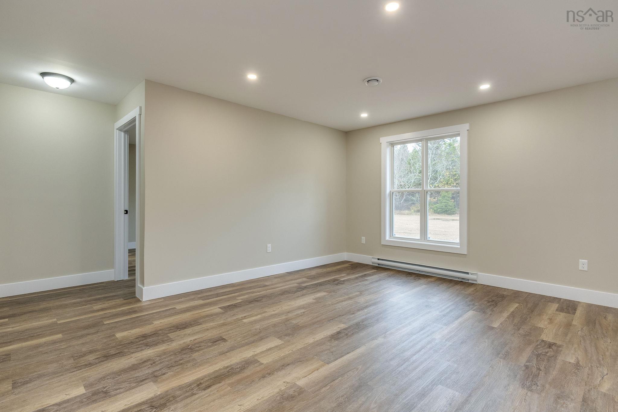 $435,000.00: 71 Vendora Drive, Nictaux