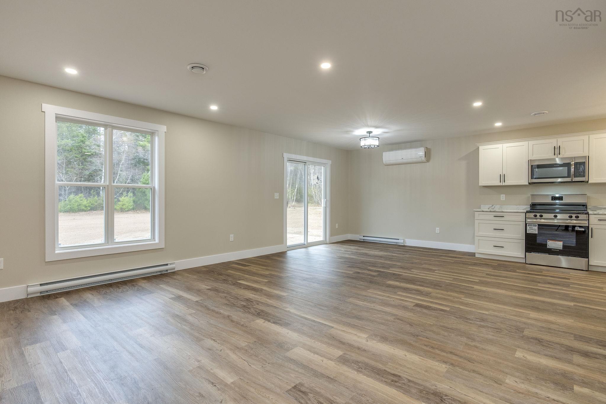 $435,000.00: 71 Vendora Drive, Nictaux