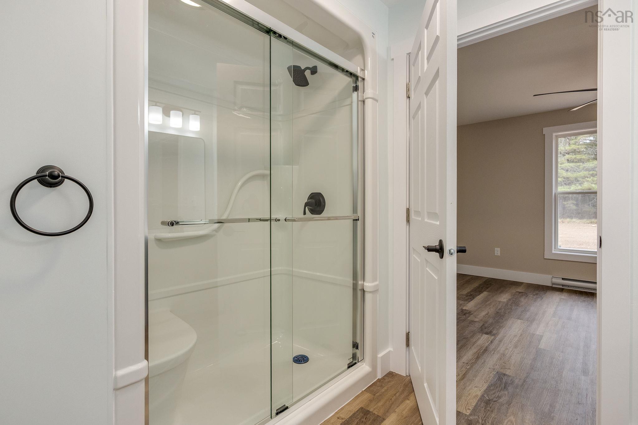 $435,000.00: 71 Vendora Drive, Nictaux