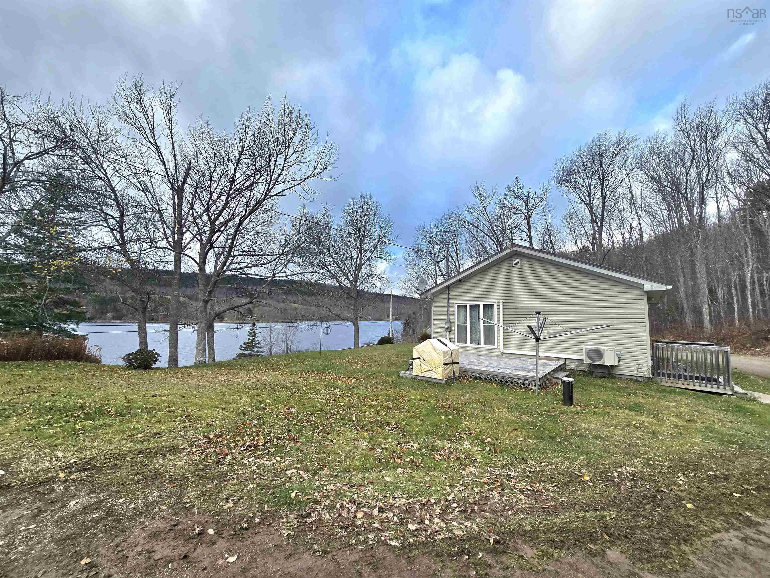 $489,900.00: 926 Highway 7, Lochaber