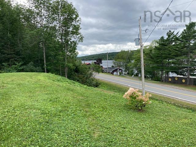 $489,900.00: 926 Highway 7, Lochaber