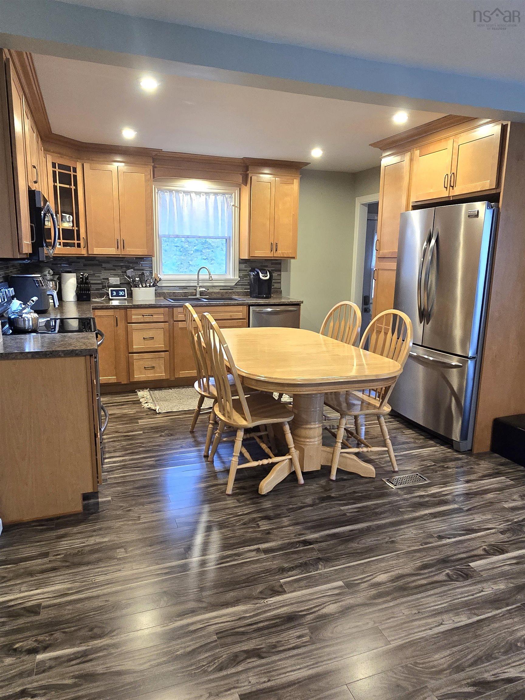 $489,900.00: 926 Highway 7, Lochaber