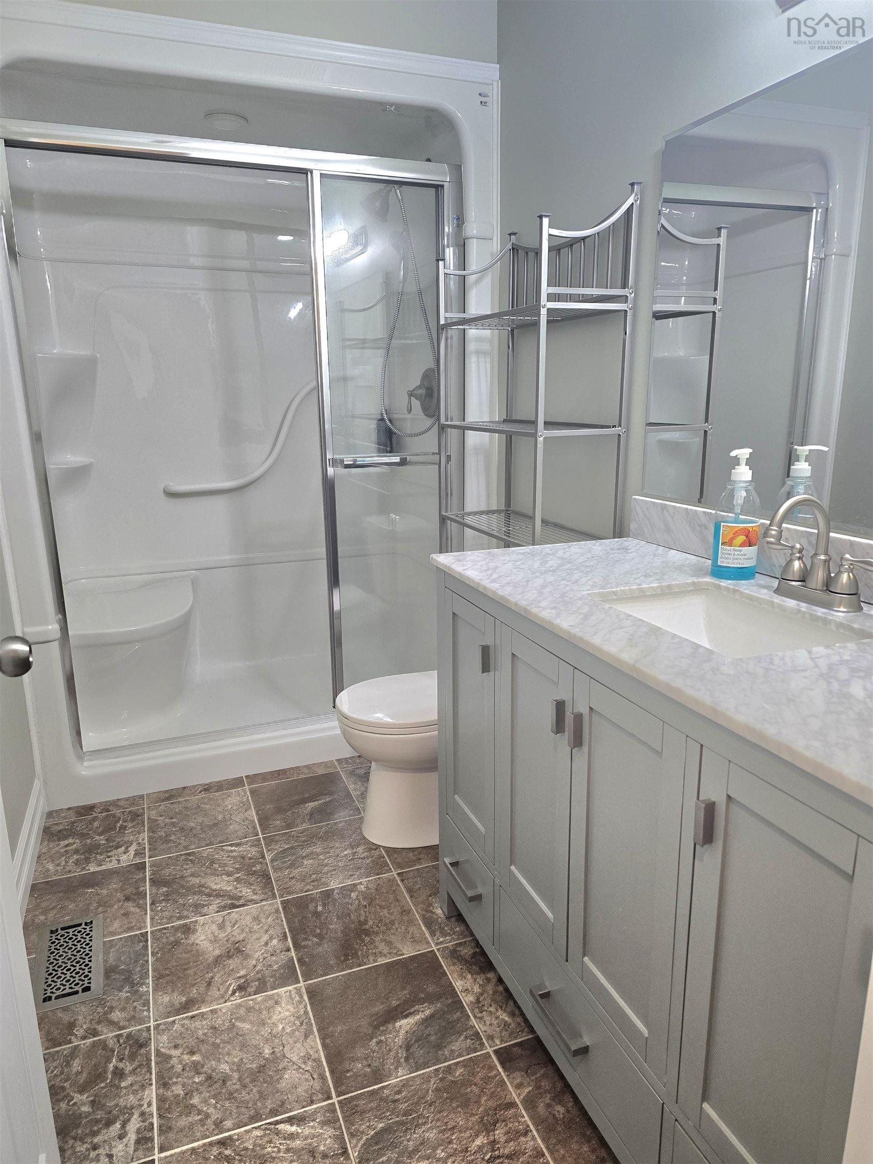 $489,900.00: 926 Highway 7, Lochaber