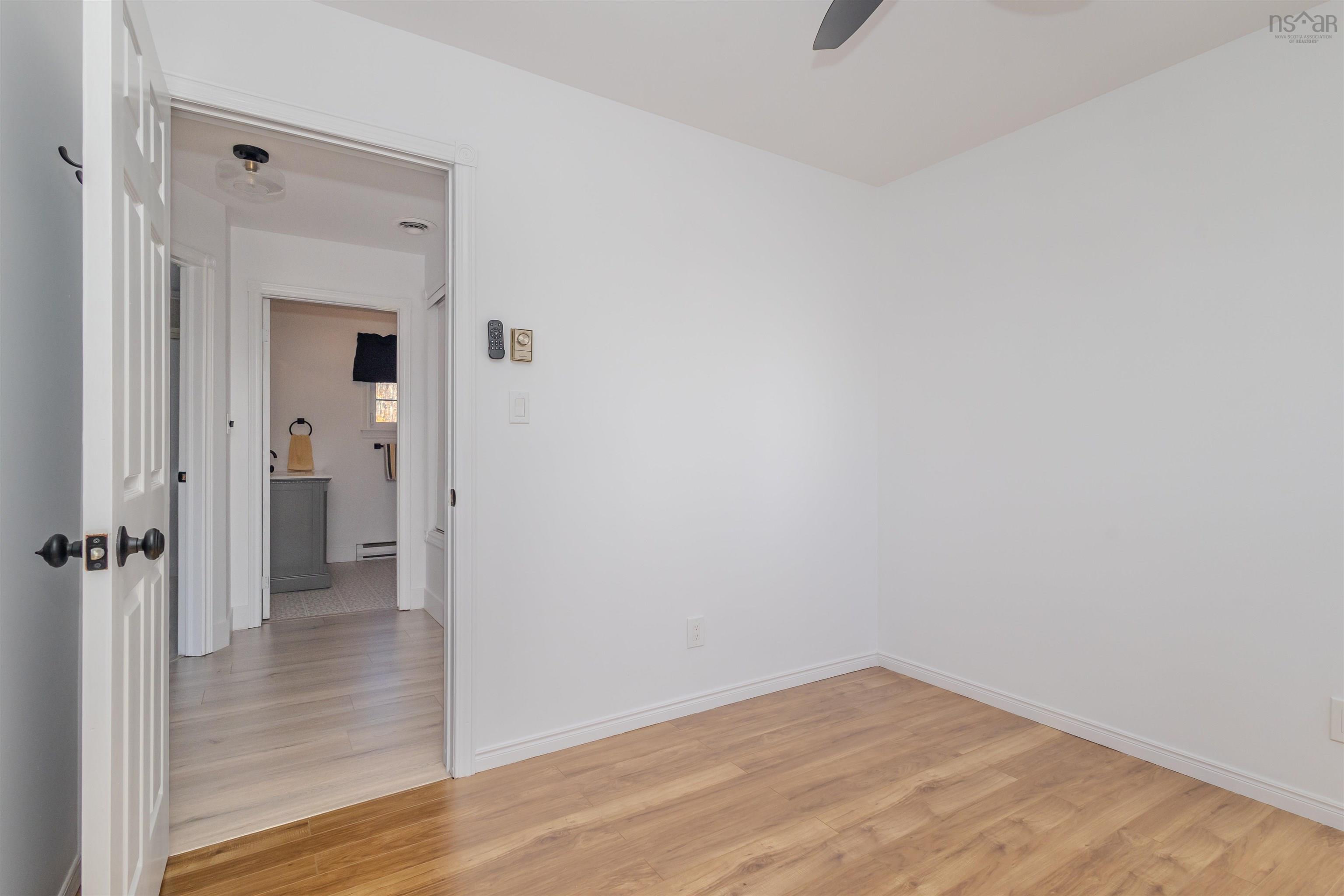 $459,000.00: 22 Oakland Drive, Howie Centre