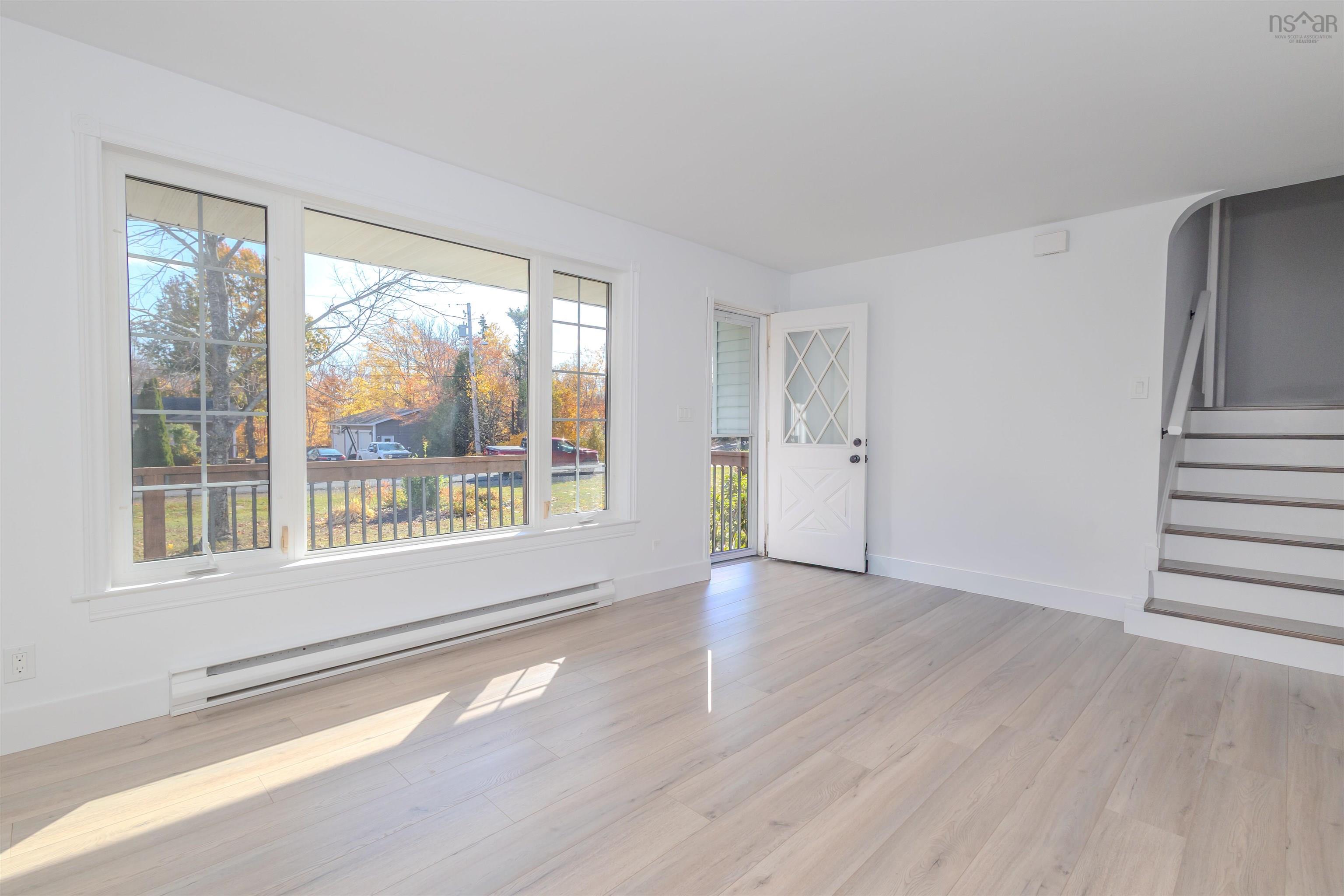 $459,000.00: 22 Oakland Drive, Howie Centre