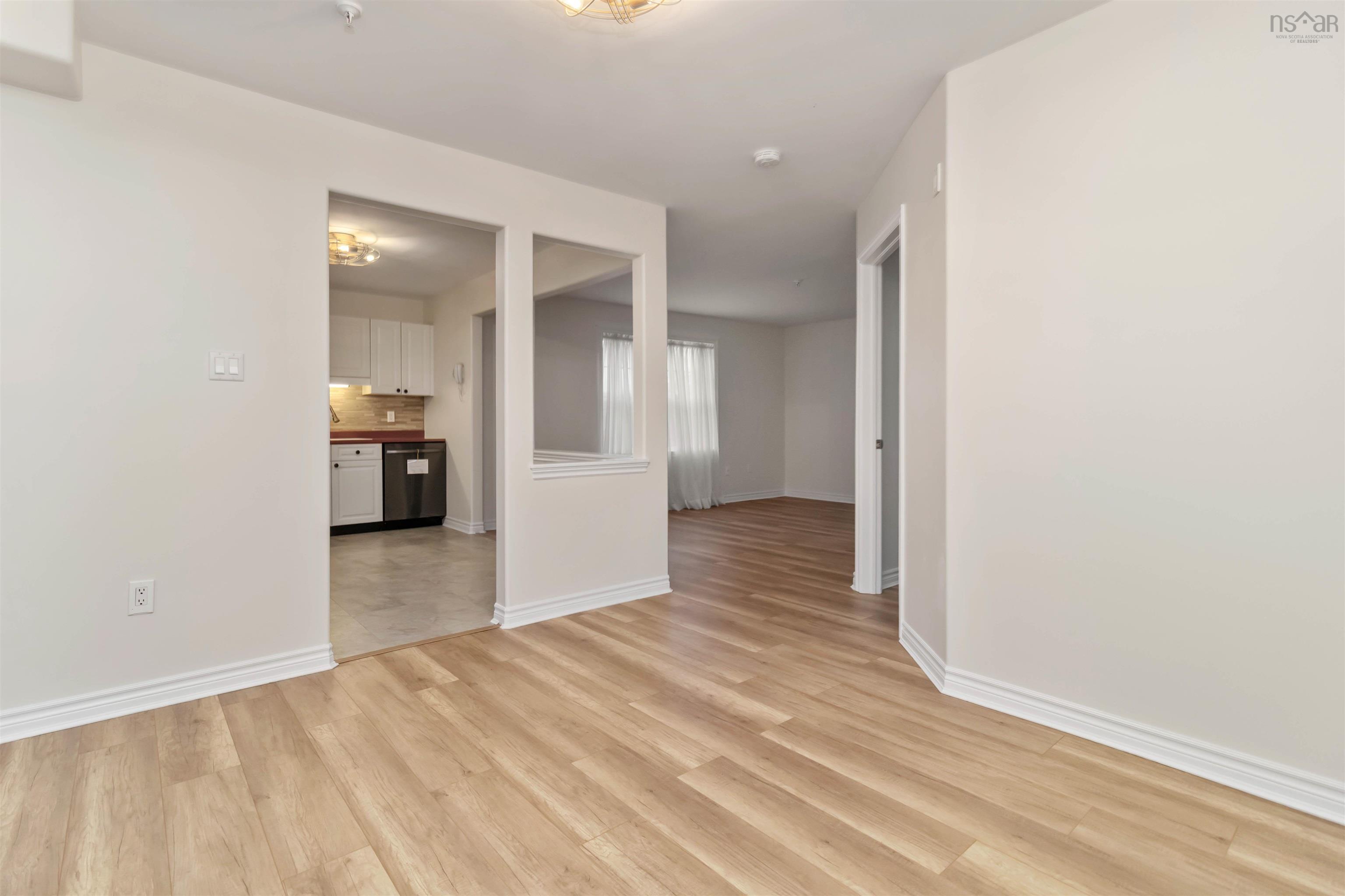 $479,000.00: 101 211 Hammonds Plains Road, Bedford