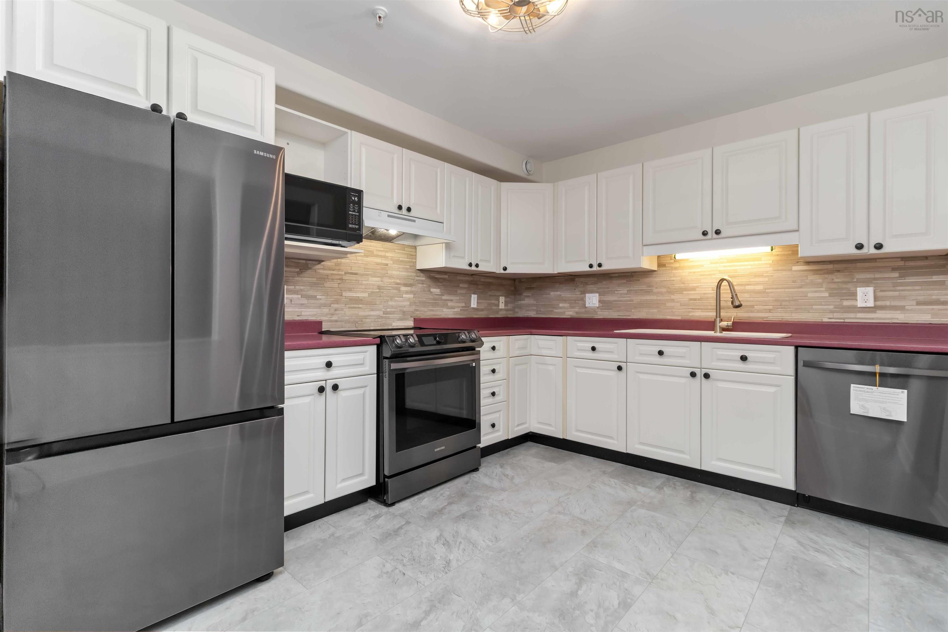 $479,000.00: 101 211 Hammonds Plains Road, Bedford