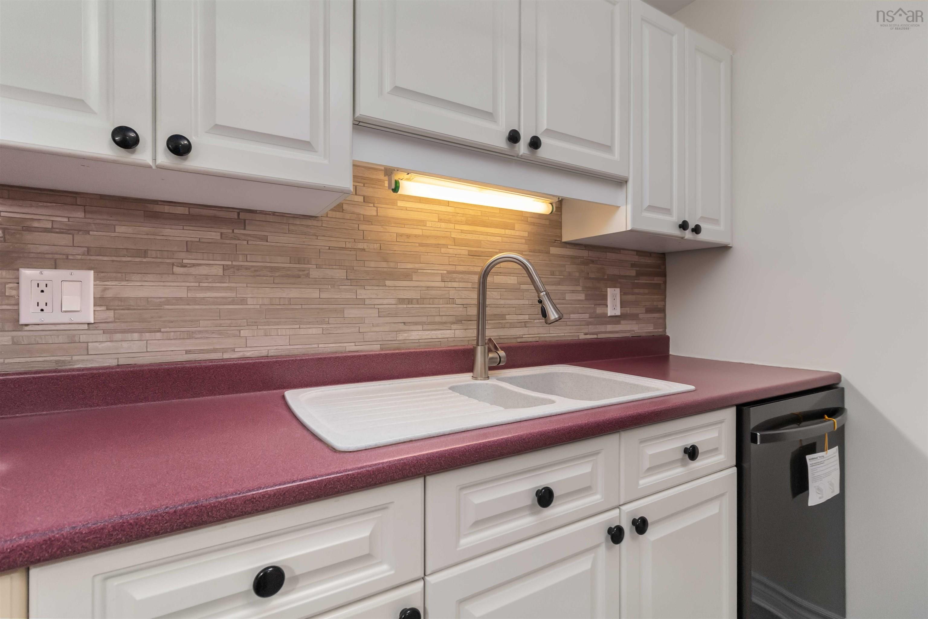 $479,000.00: 101 211 Hammonds Plains Road, Bedford