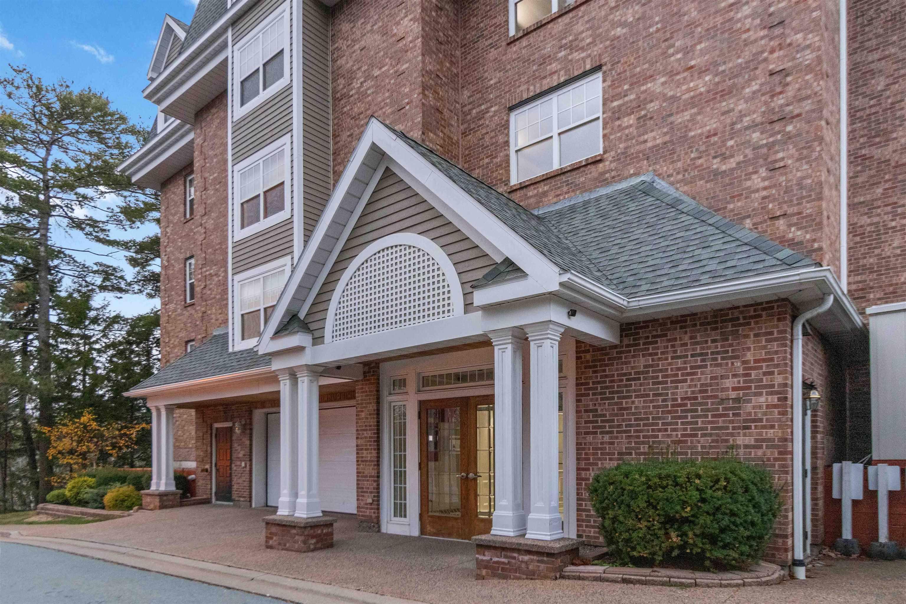 $479,000.00: 101 211 Hammonds Plains Road, Bedford