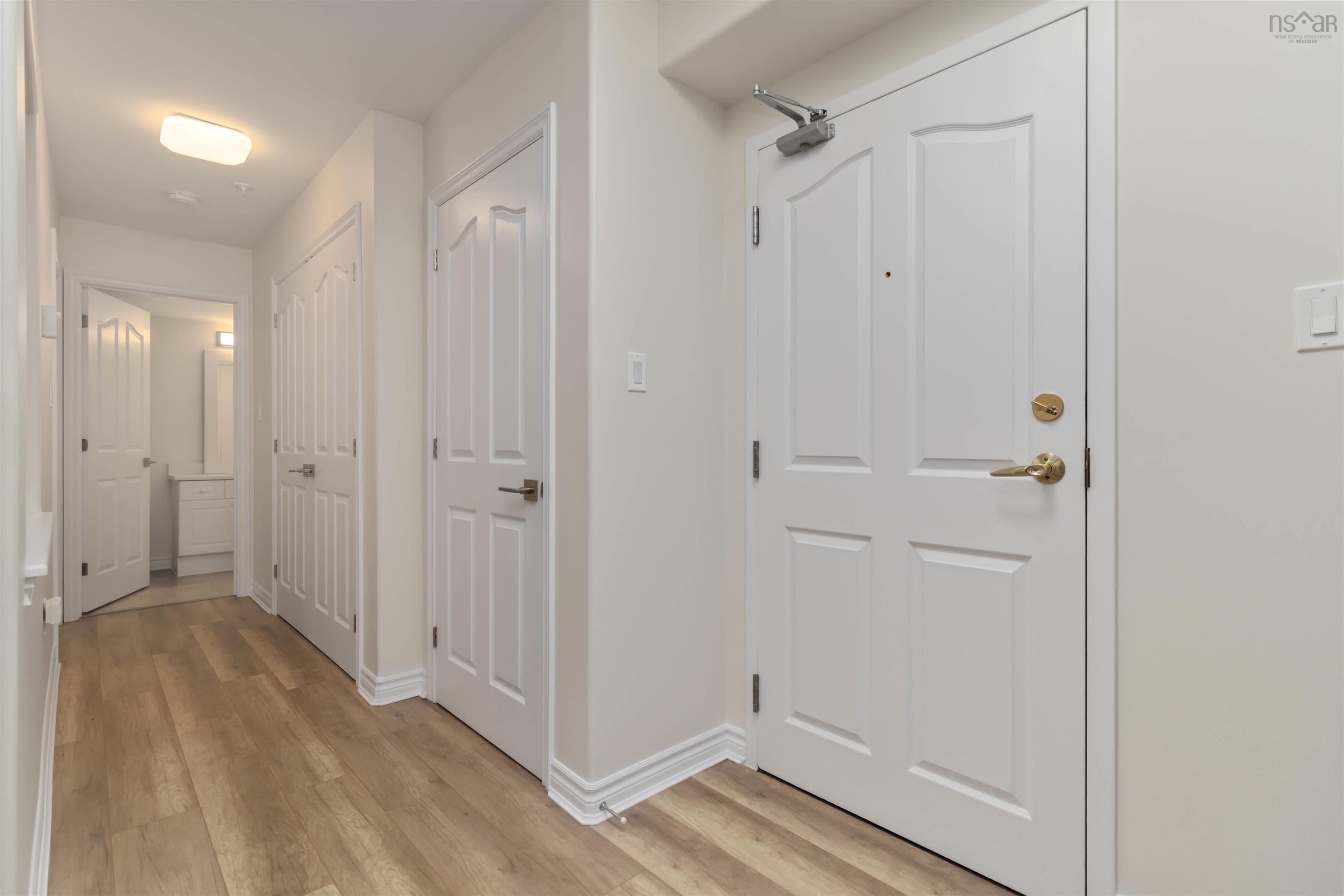 $479,000.00: 101 211 Hammonds Plains Road, Bedford