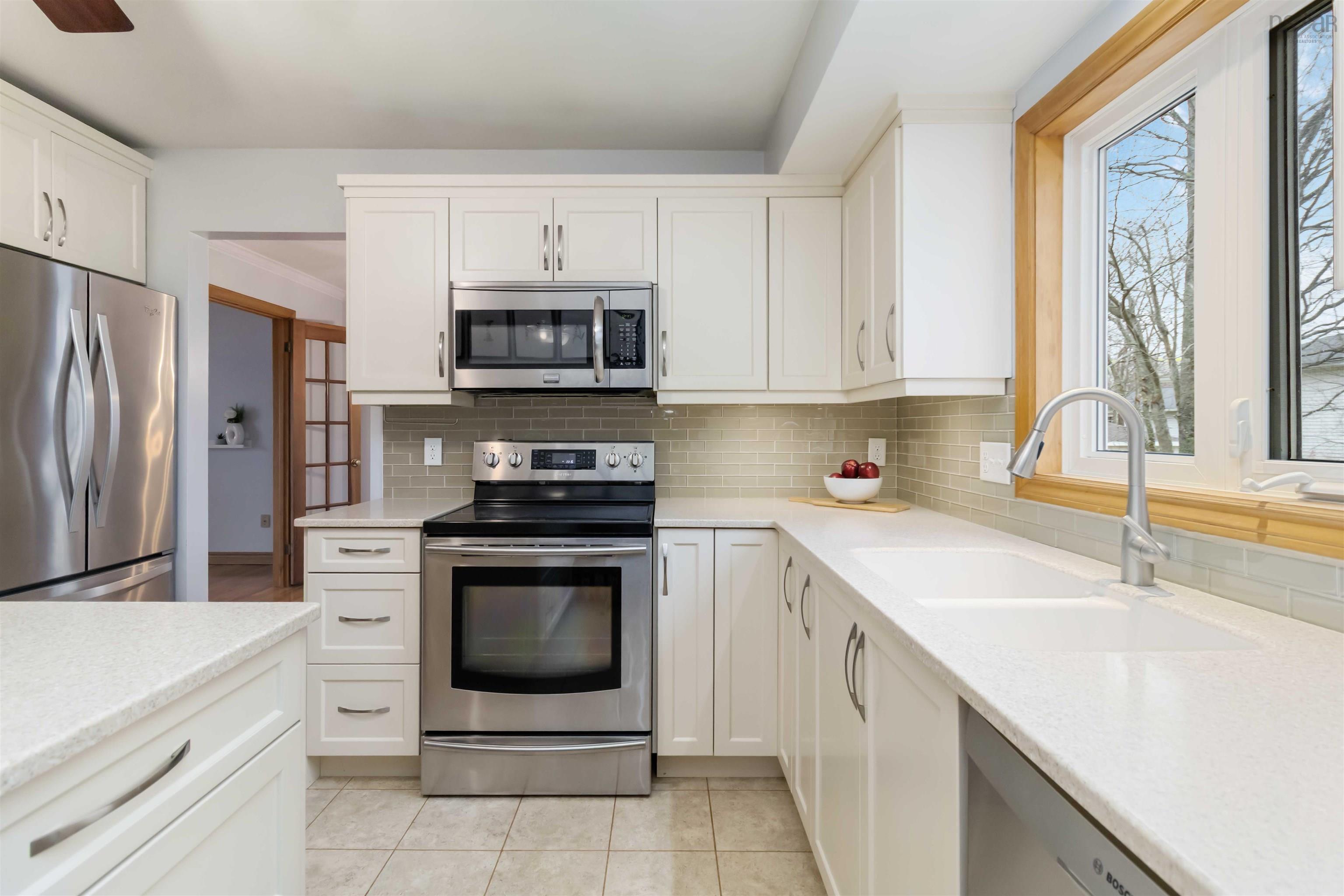 $595,000.00: 36 Columbo Drive, Dartmouth