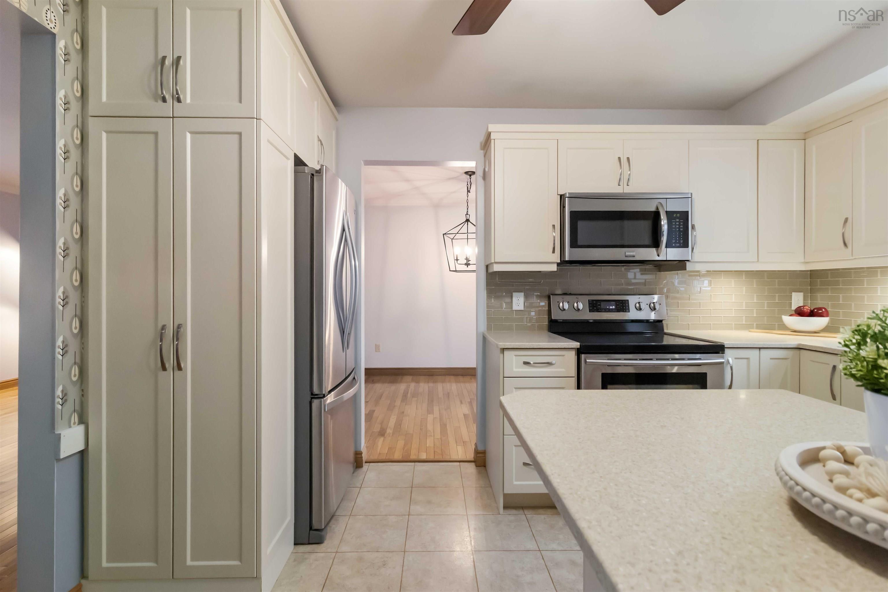 $595,000.00: 36 Columbo Drive, Dartmouth