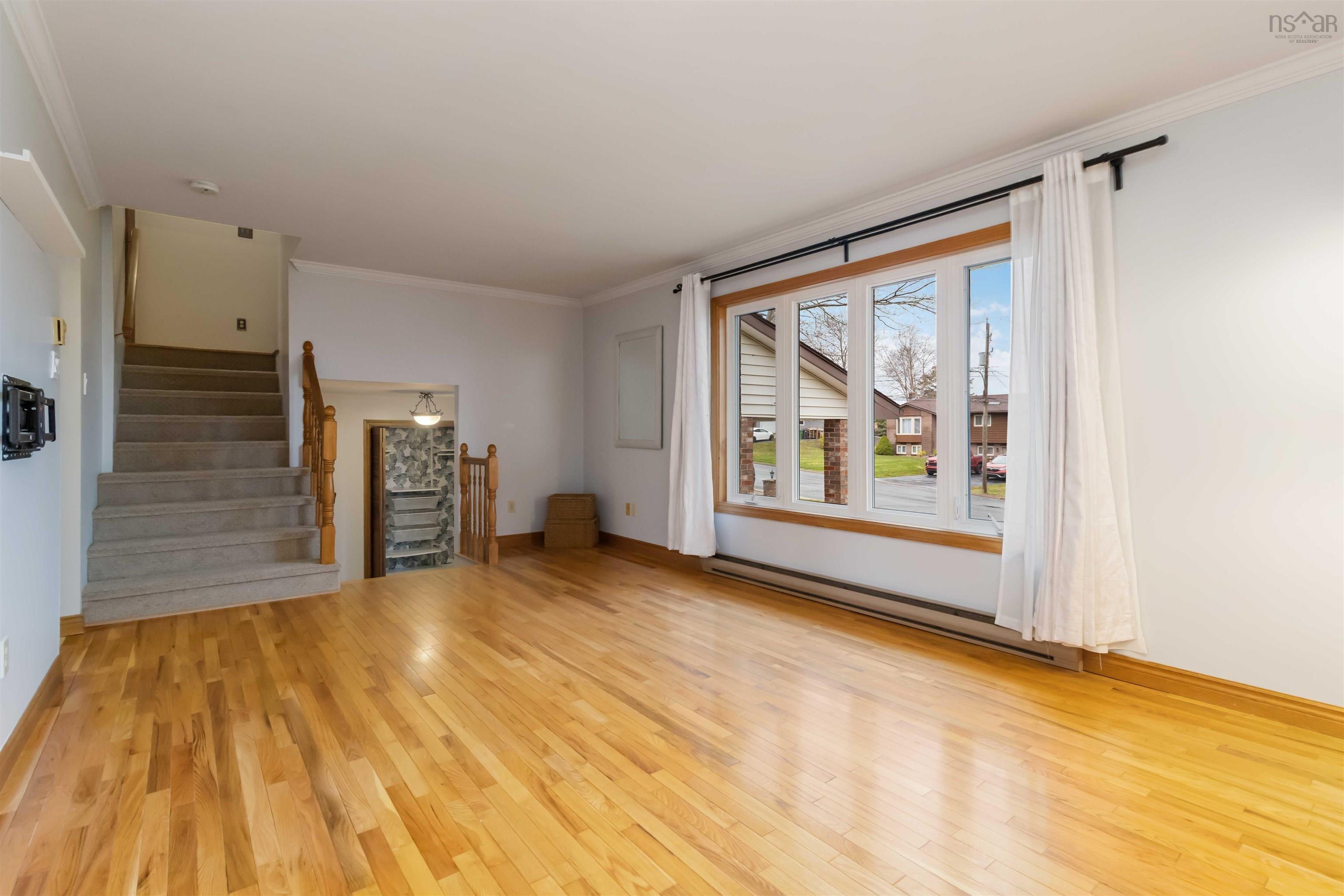 $595,000.00: 36 Columbo Drive, Dartmouth