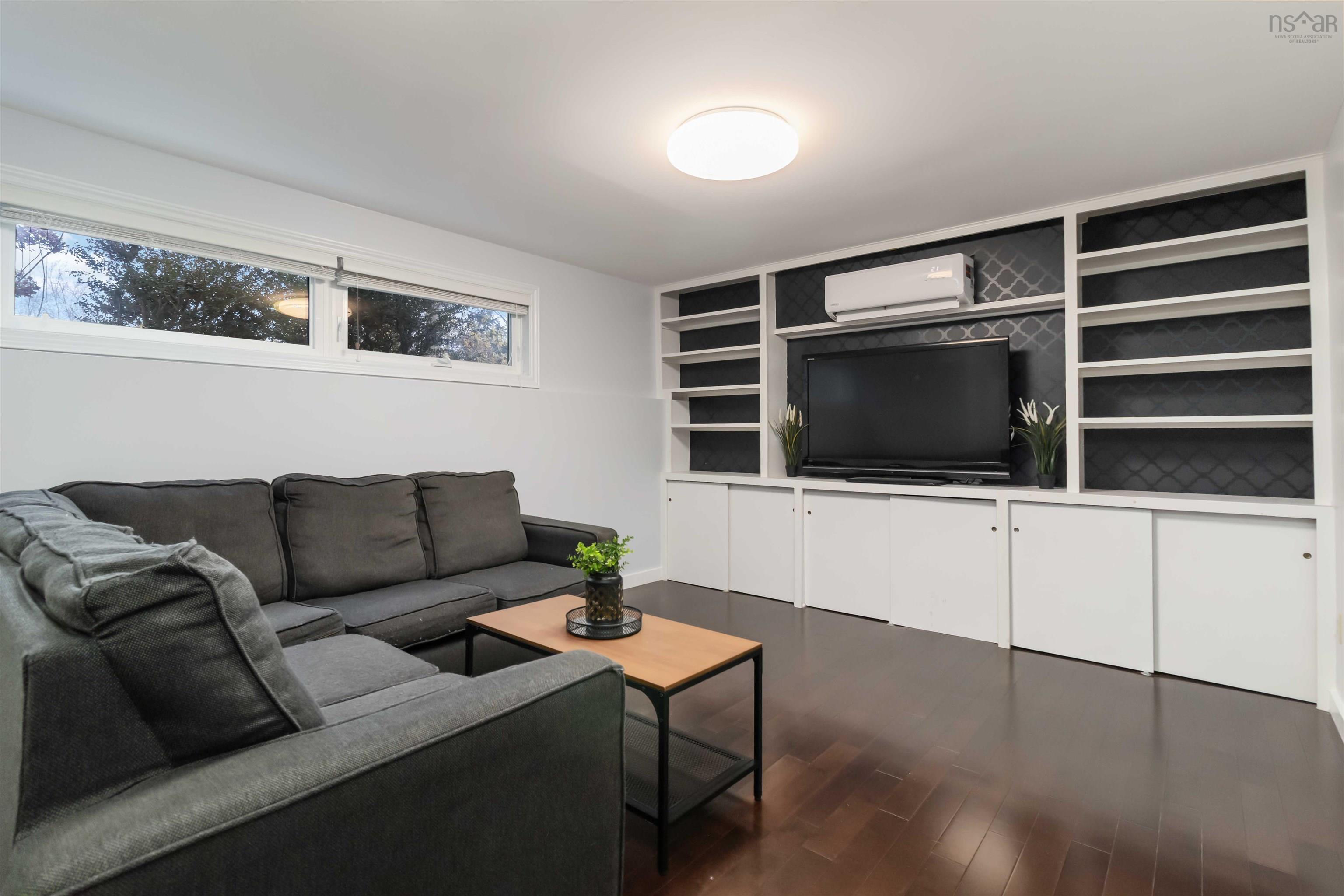 $595,000.00: 36 Columbo Drive, Dartmouth