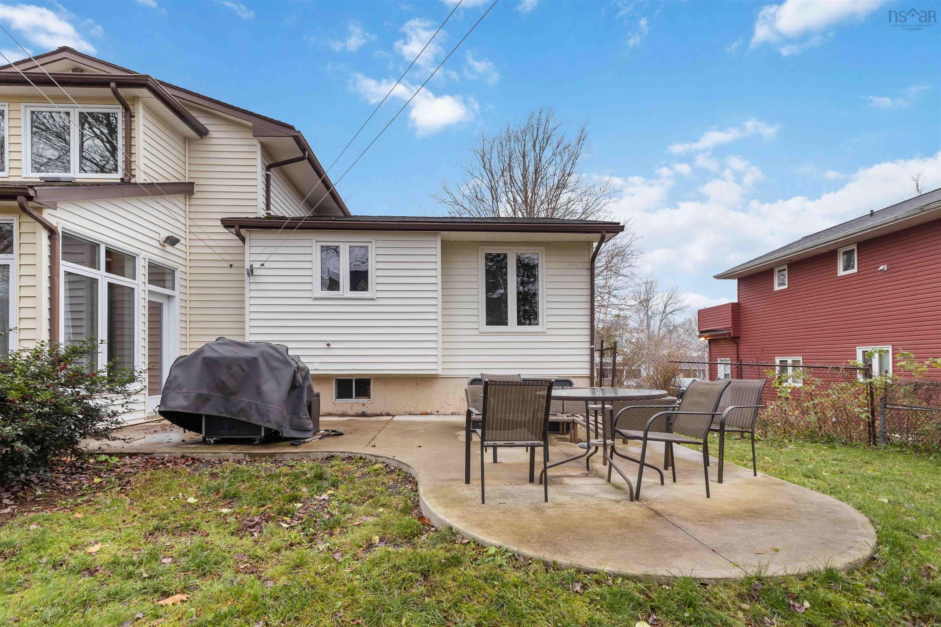 $595,000.00: 36 Columbo Drive, Dartmouth