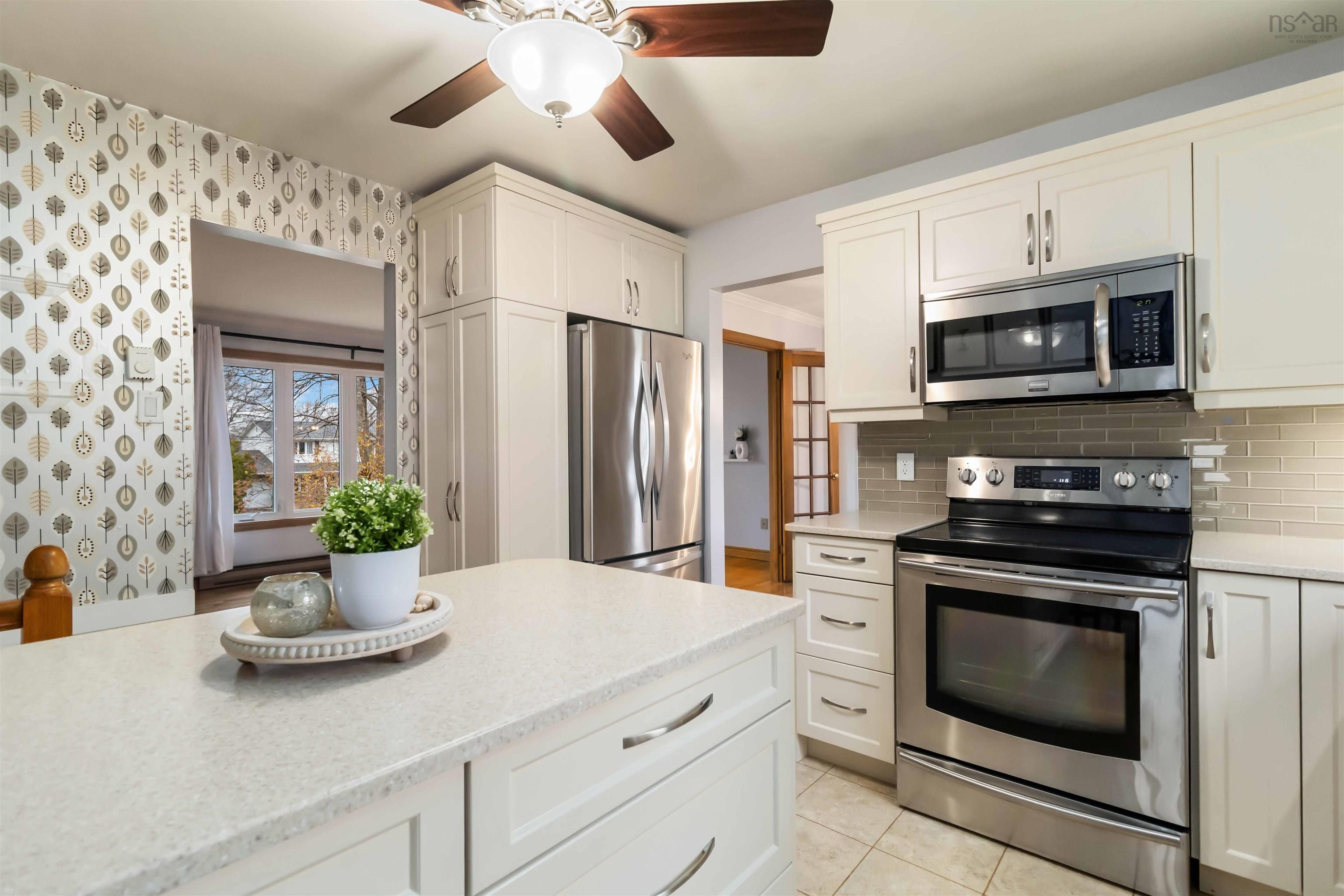 $595,000.00: 36 Columbo Drive, Dartmouth