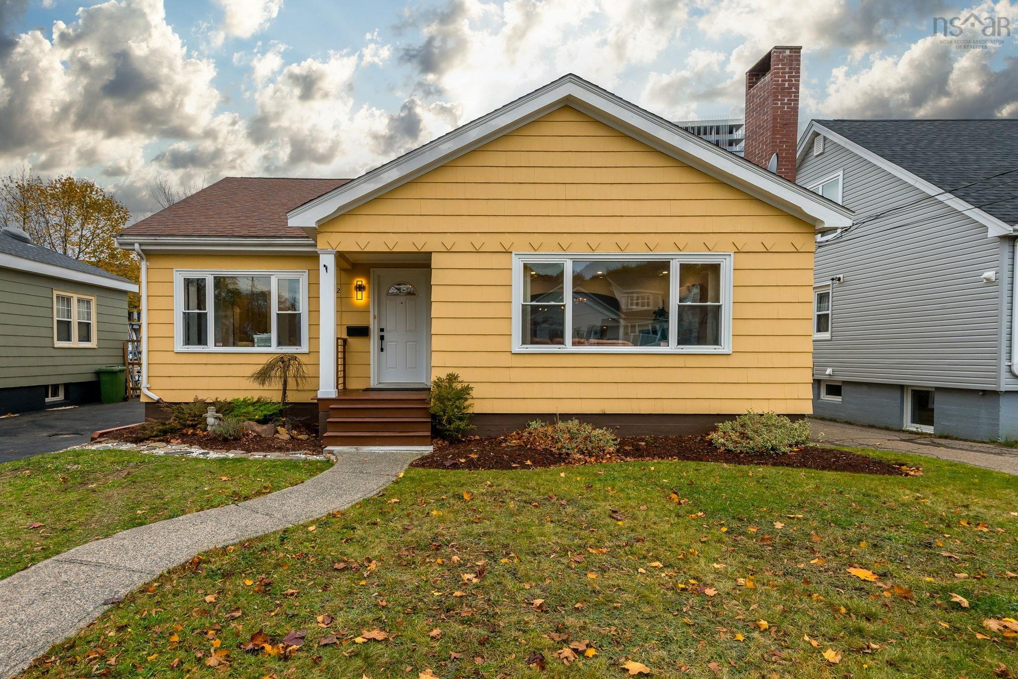 $924,900.00: 3162 Romans Avenue, Halifax