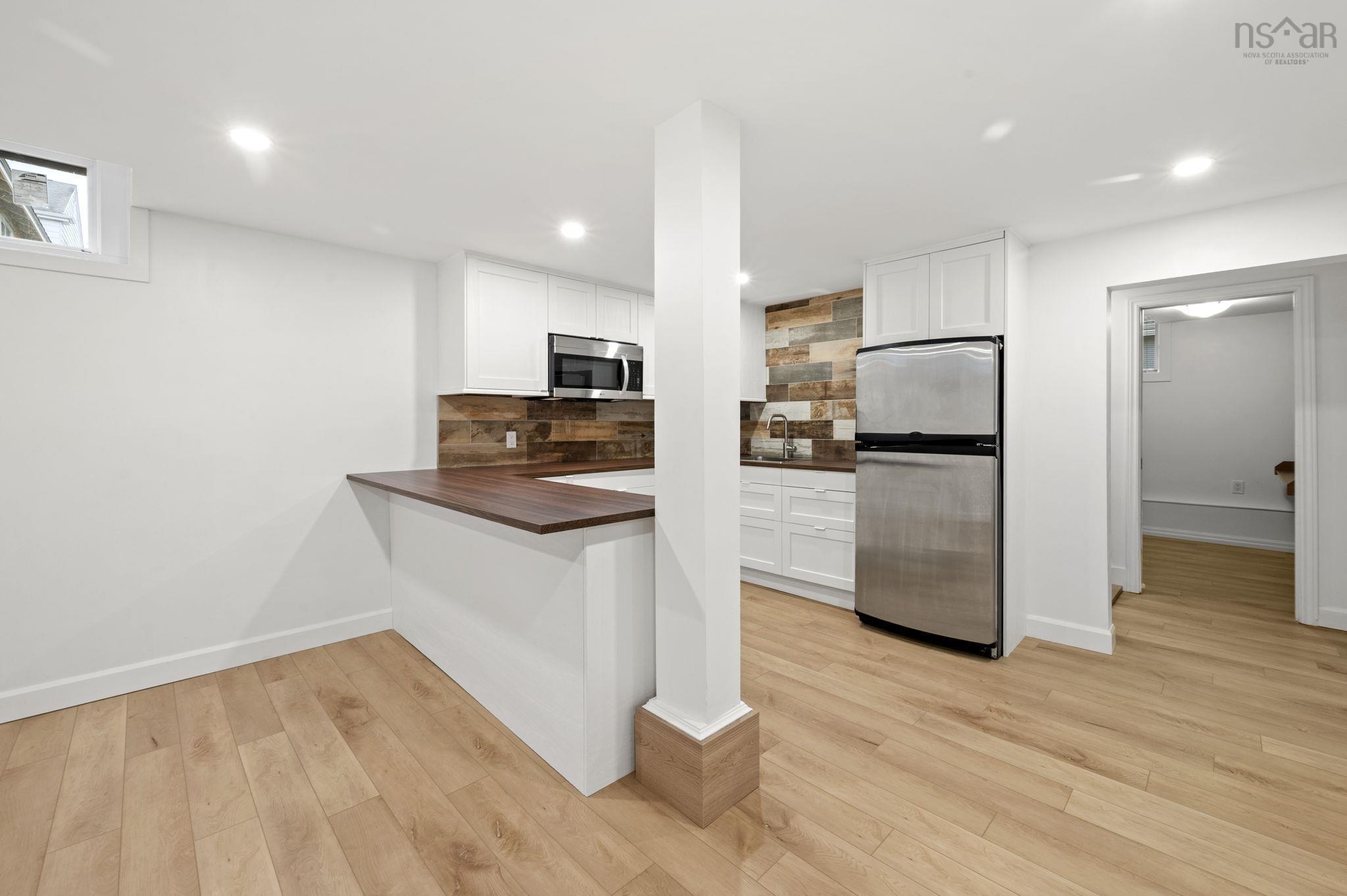 $924,900.00: 3162 Romans Avenue, Halifax