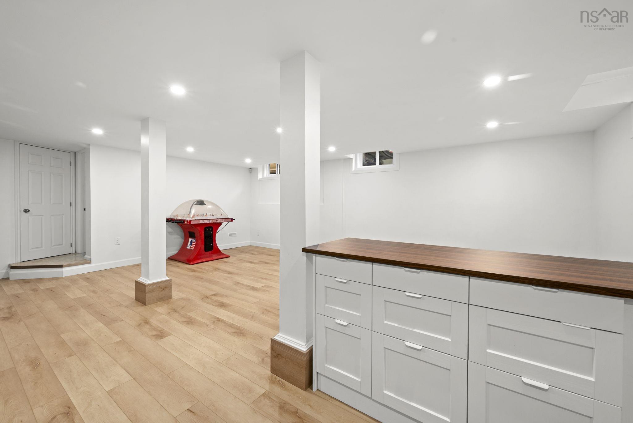 $924,900.00: 3162 Romans Avenue, Halifax