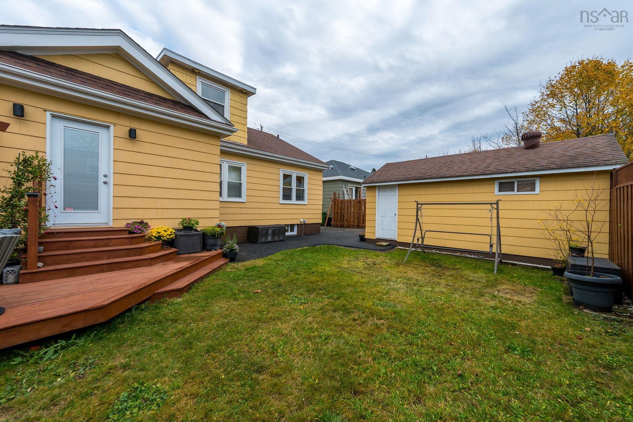 $924,900.00: 3162 Romans Avenue, Halifax