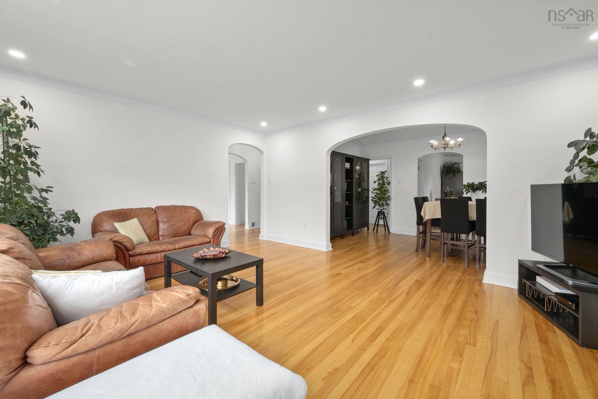 $924,900.00: 3162 Romans Avenue, Halifax