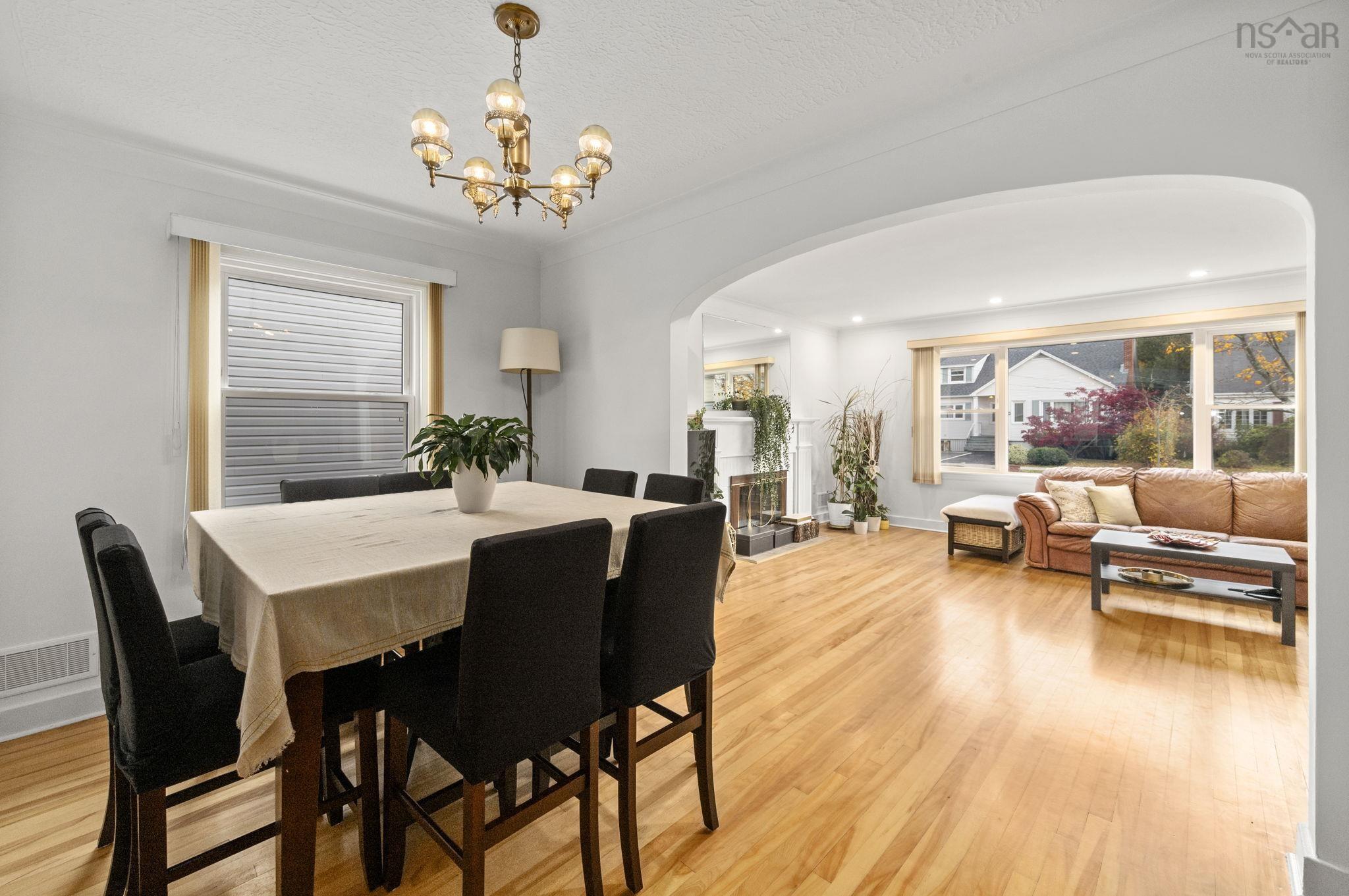 $924,900.00: 3162 Romans Avenue, Halifax