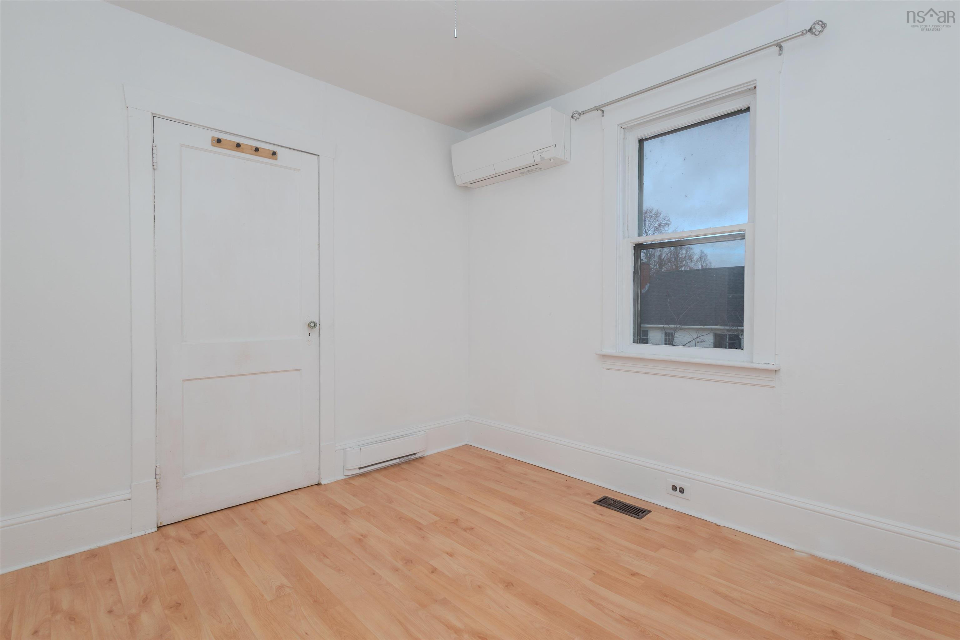 $259,000.00: 214 Alexandra Street, Sydney