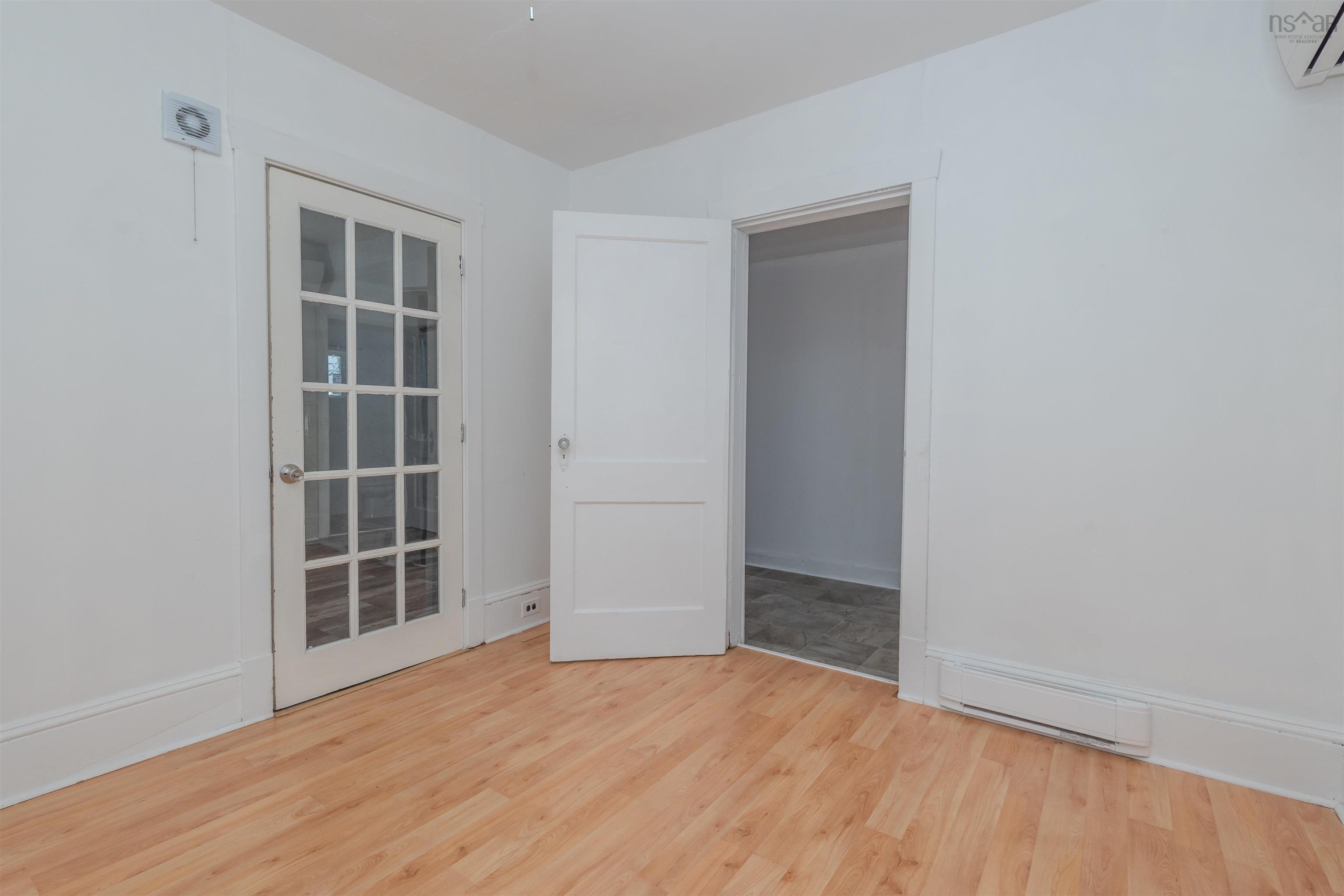 $259,000.00: 214 Alexandra Street, Sydney