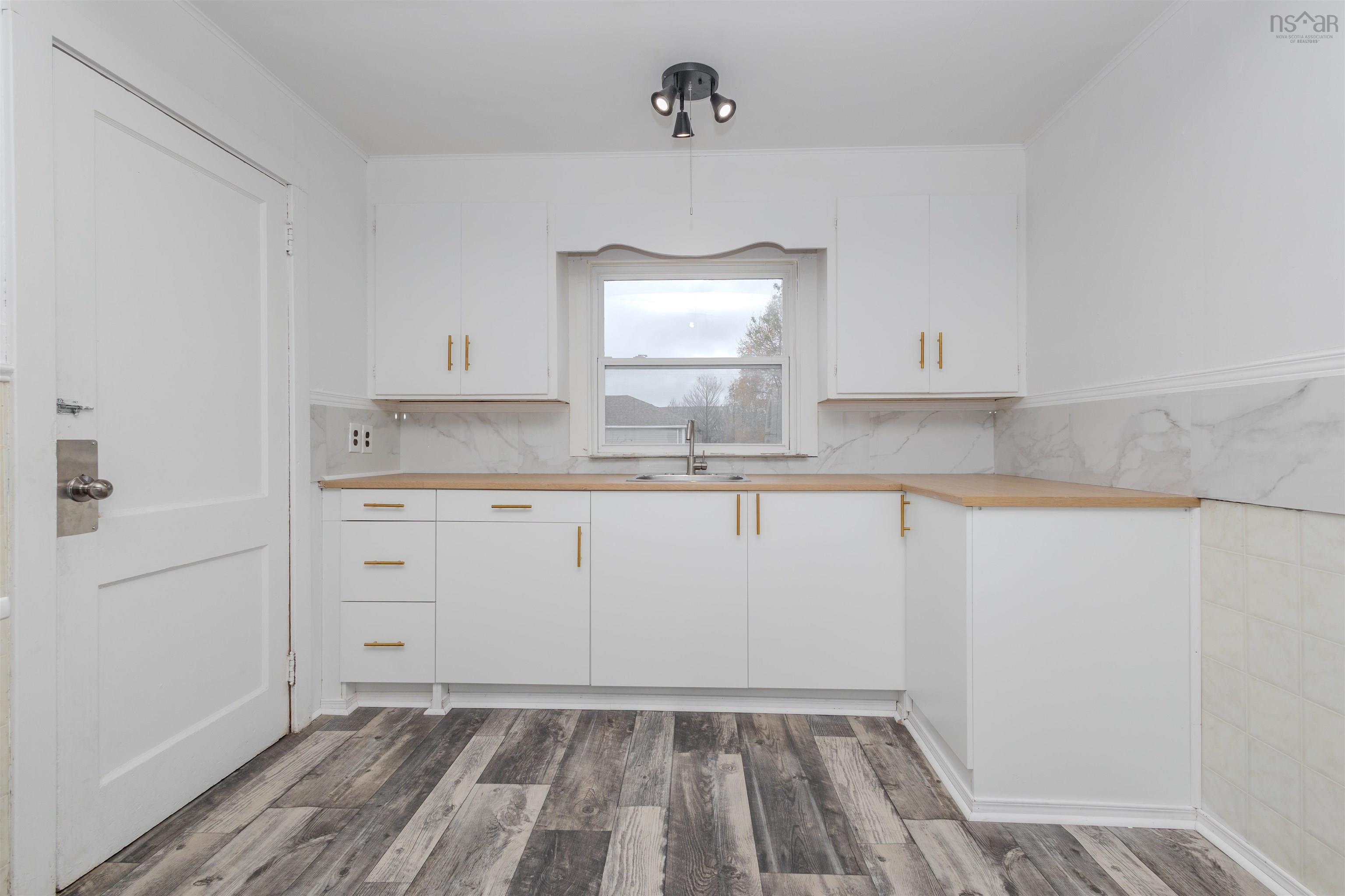 $259,000.00: 214 Alexandra Street, Sydney