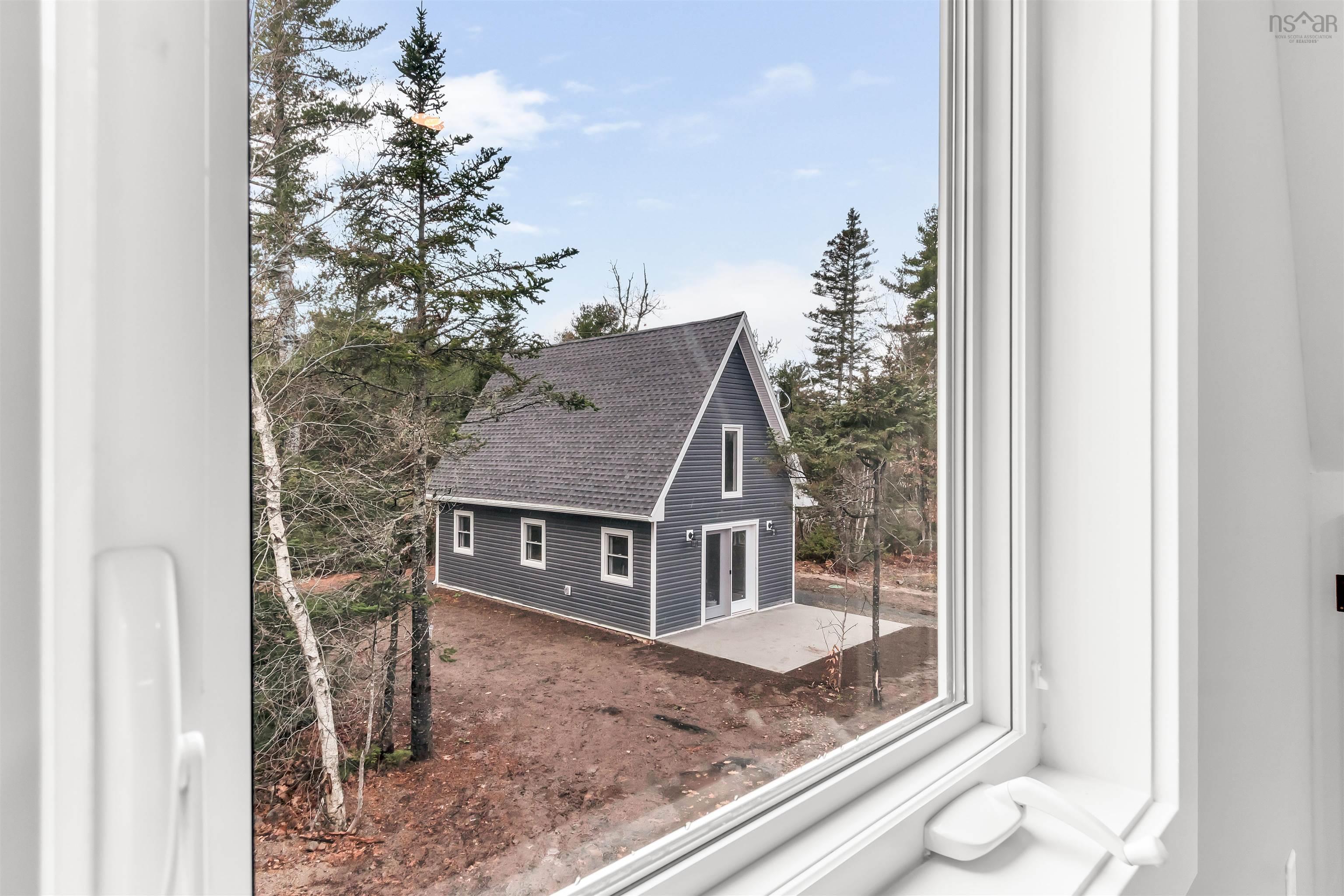 $674,900.00: 111 Ski Martock Road, Windsor Forks