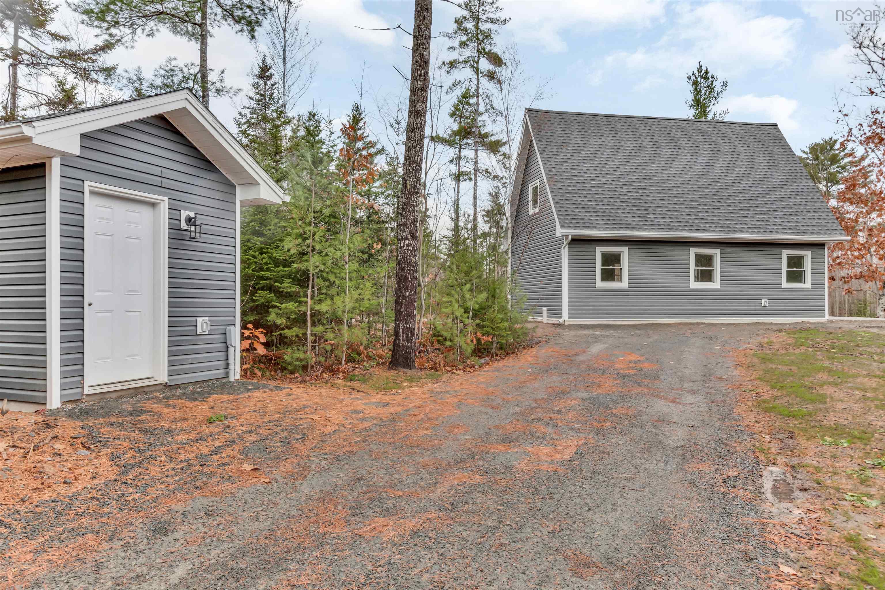 $674,900.00: 111 Ski Martock Road, Windsor Forks