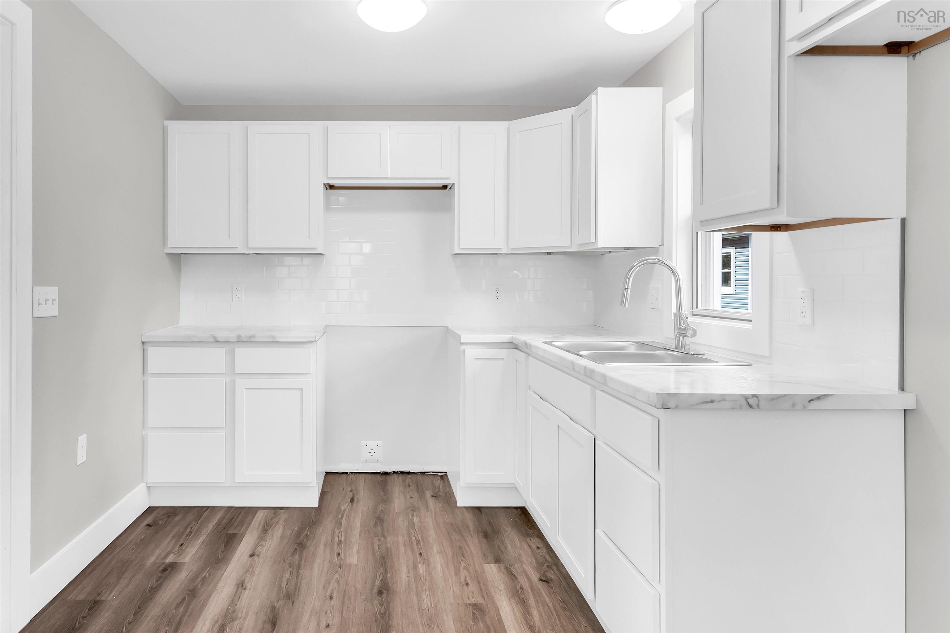 $674,900.00: 111 Ski Martock Road, Windsor Forks