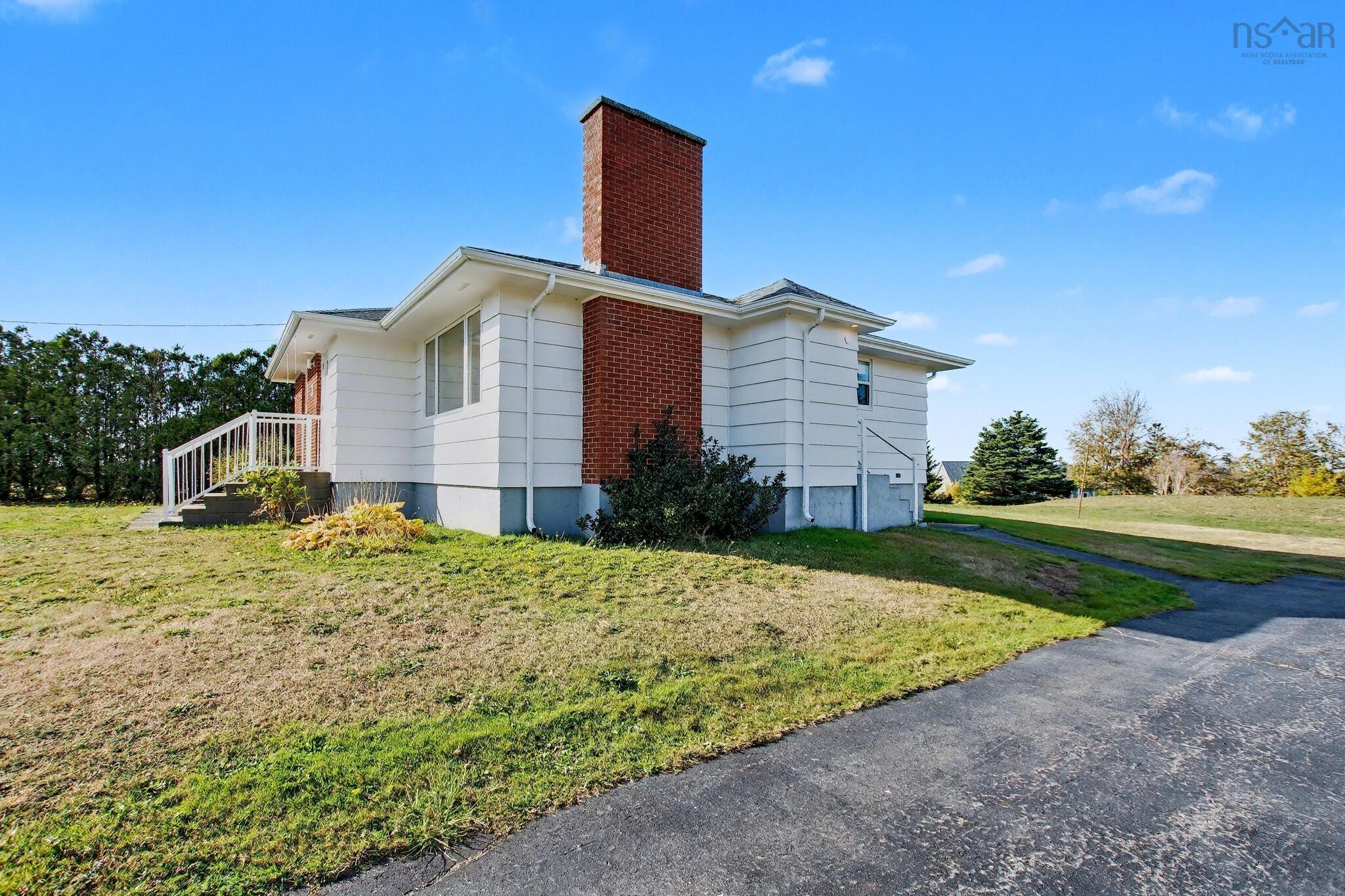 $279,000.00: 51 Surette Road, Wedgeport