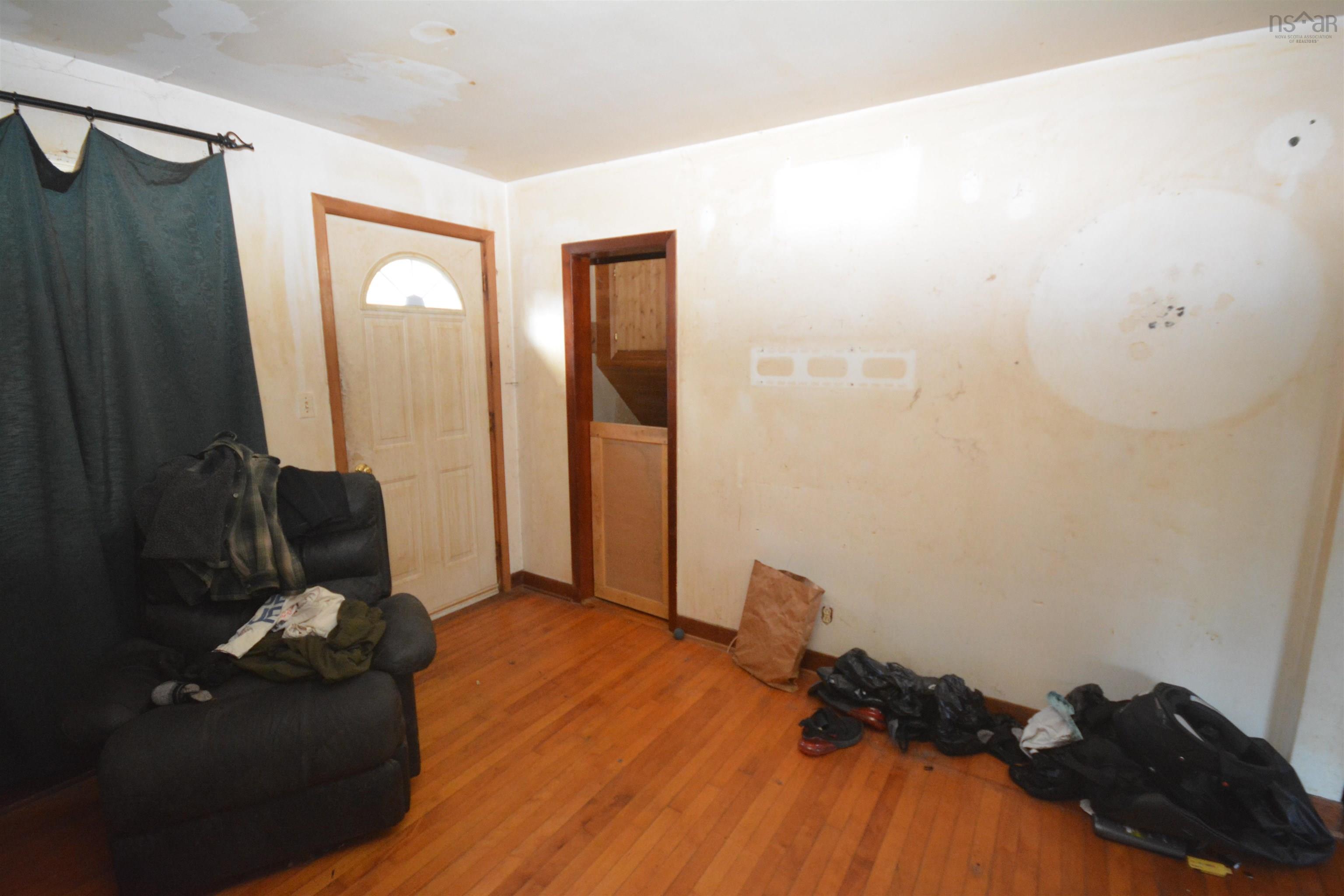 $339,900.00: 29 Joyce Avenue, Halifax