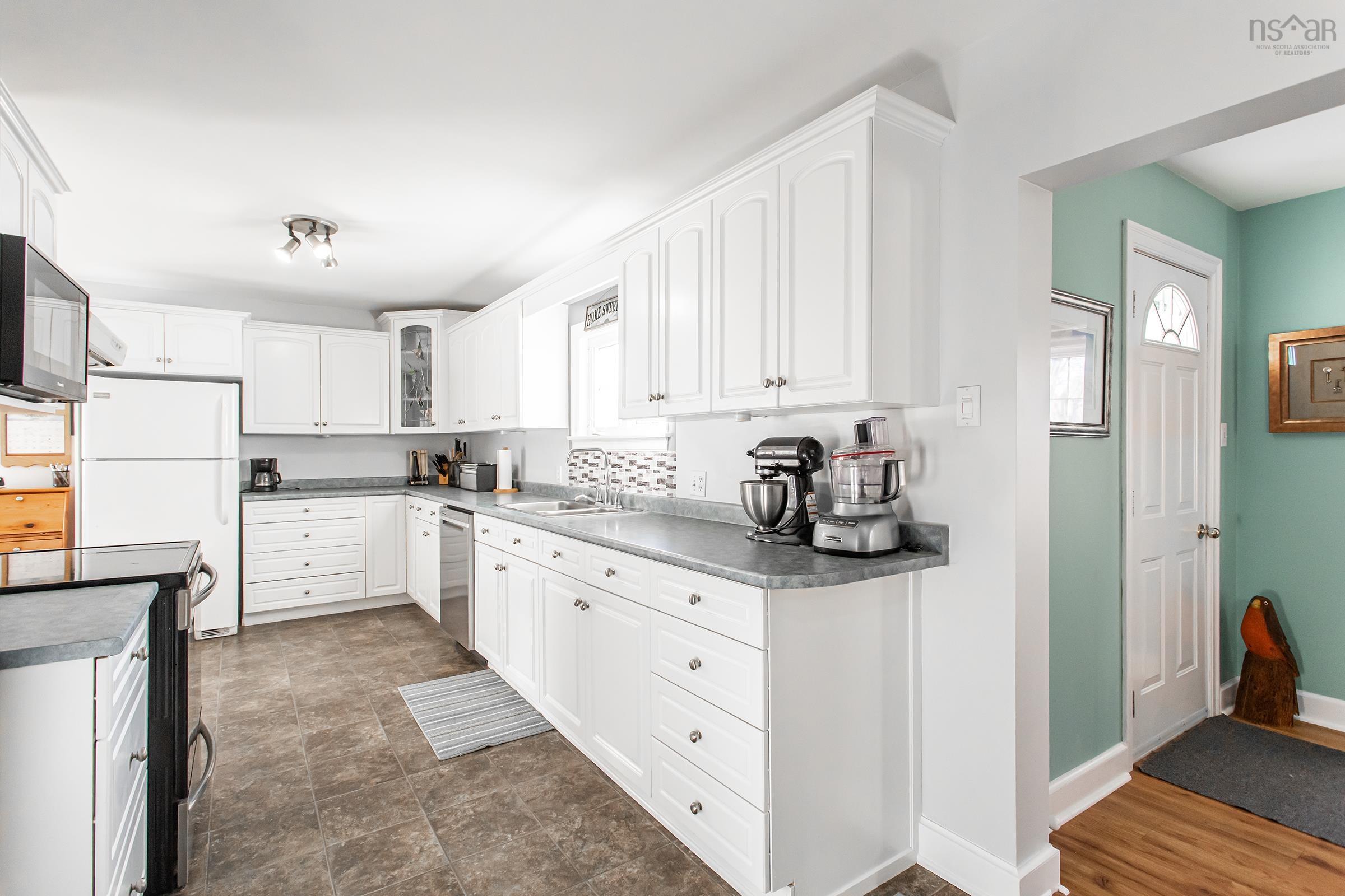 $439,000.00: 9612 Highway 10, Nictaux