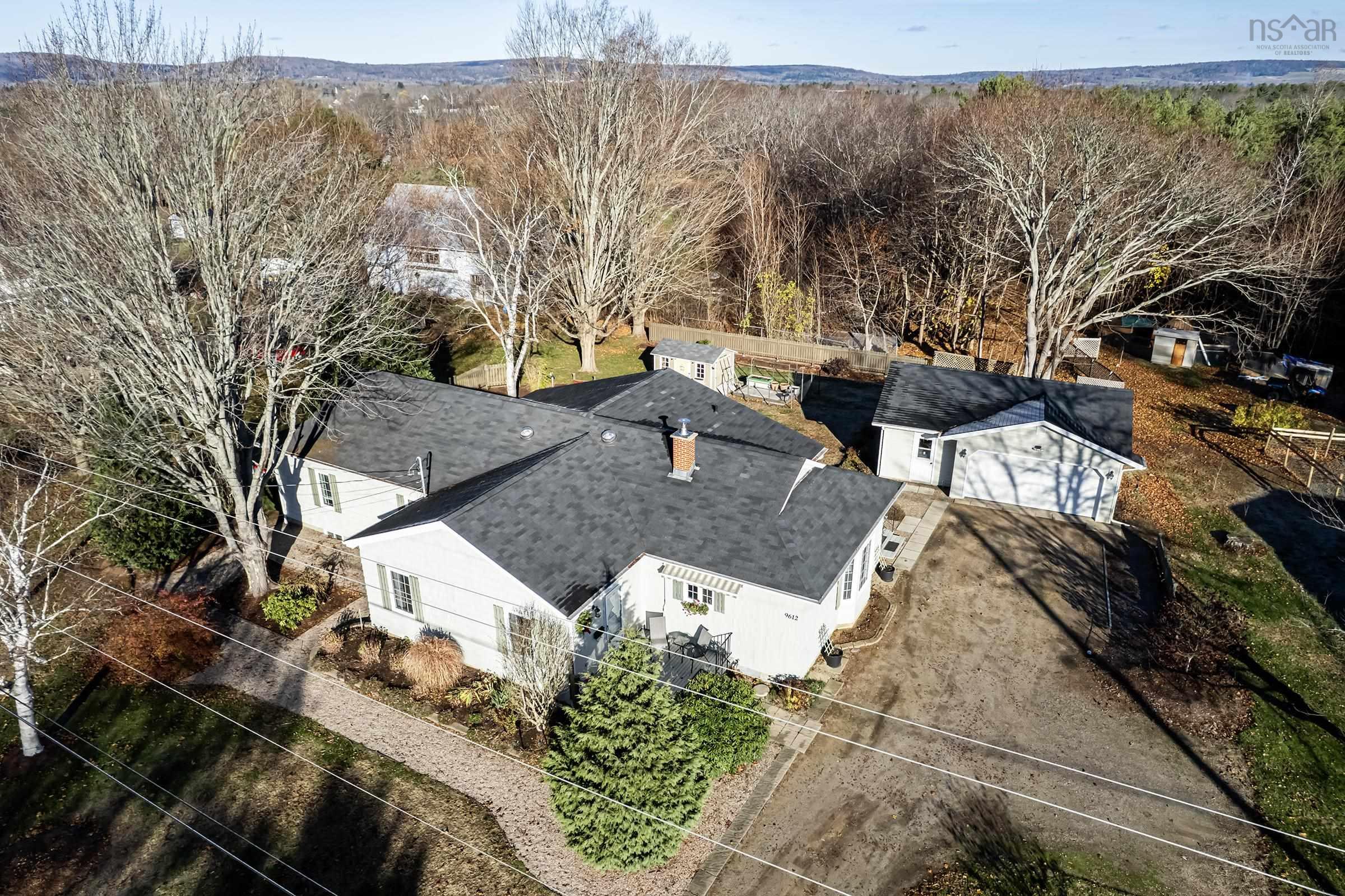 $439,000.00: 9612 Highway 10, Nictaux