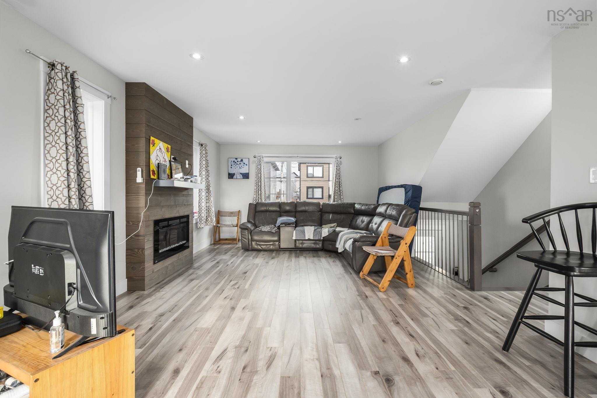 $639,000.00: 109 Titanium Crescent, Spryfield