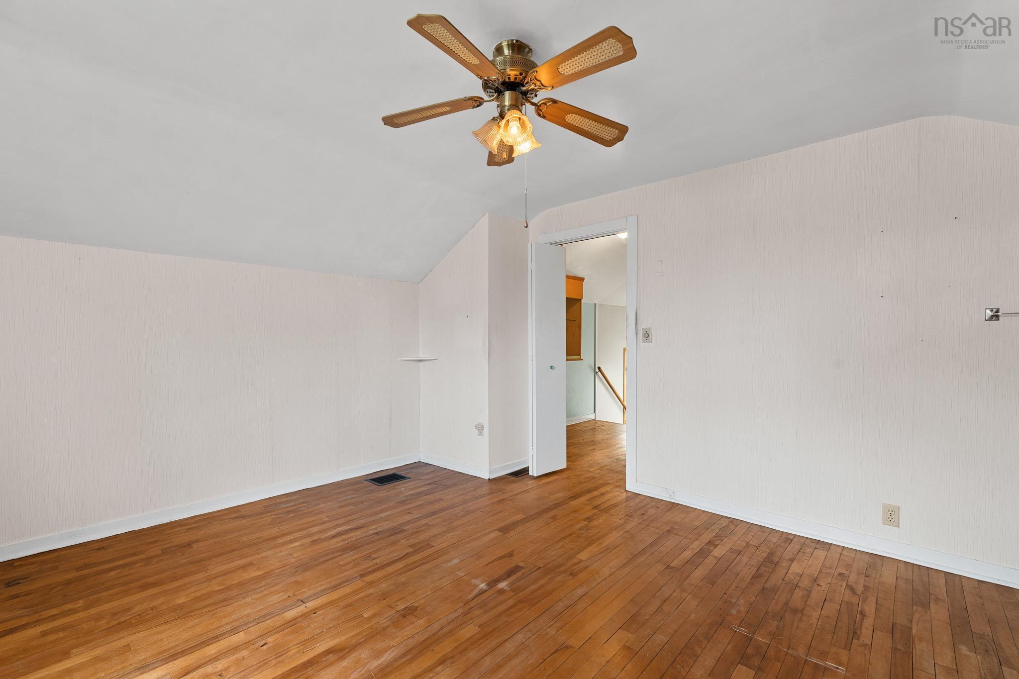 $399,900.00: 22 Winchester Avenue, Halifax