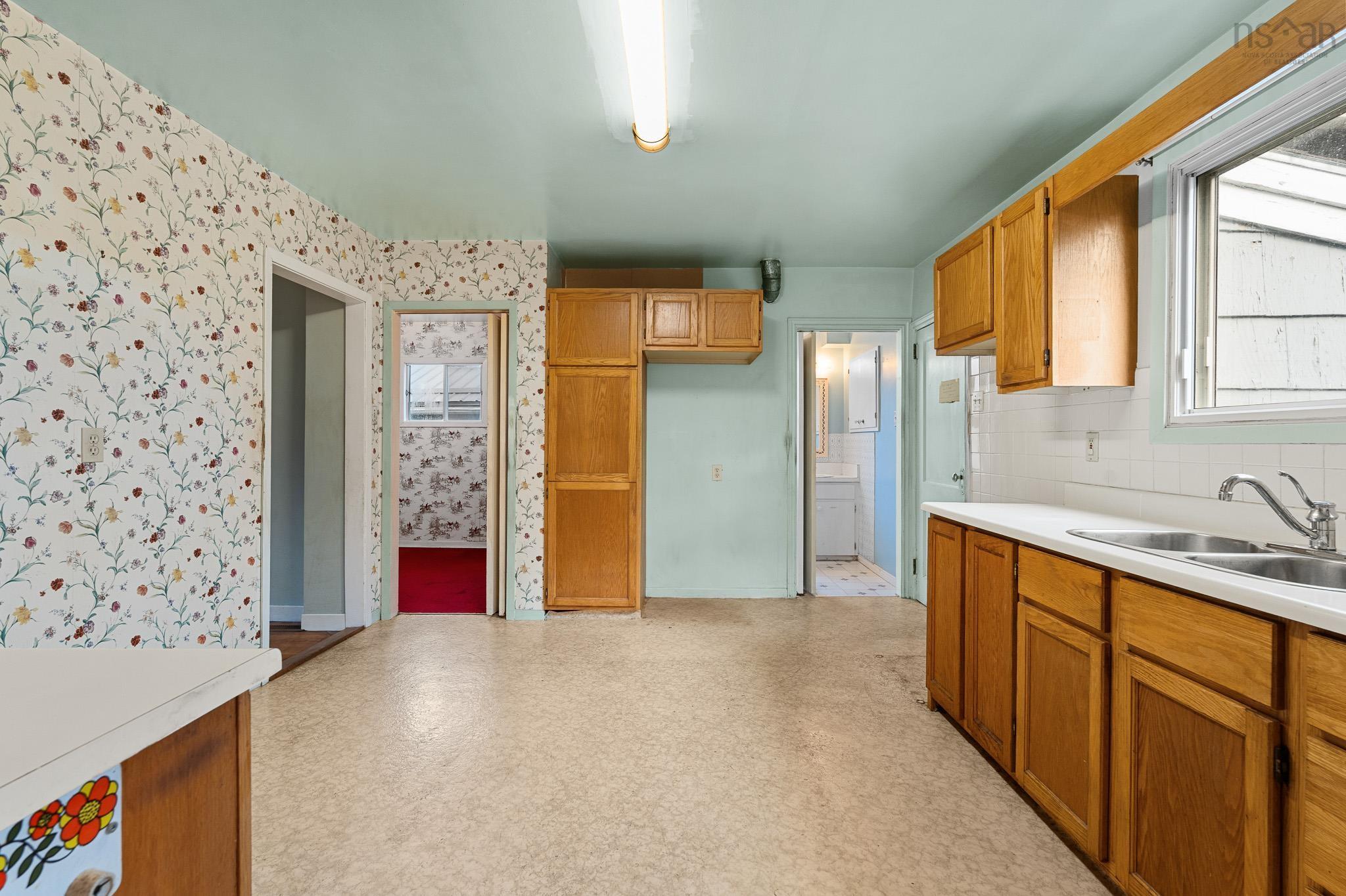 $399,900.00: 22 Winchester Avenue, Halifax