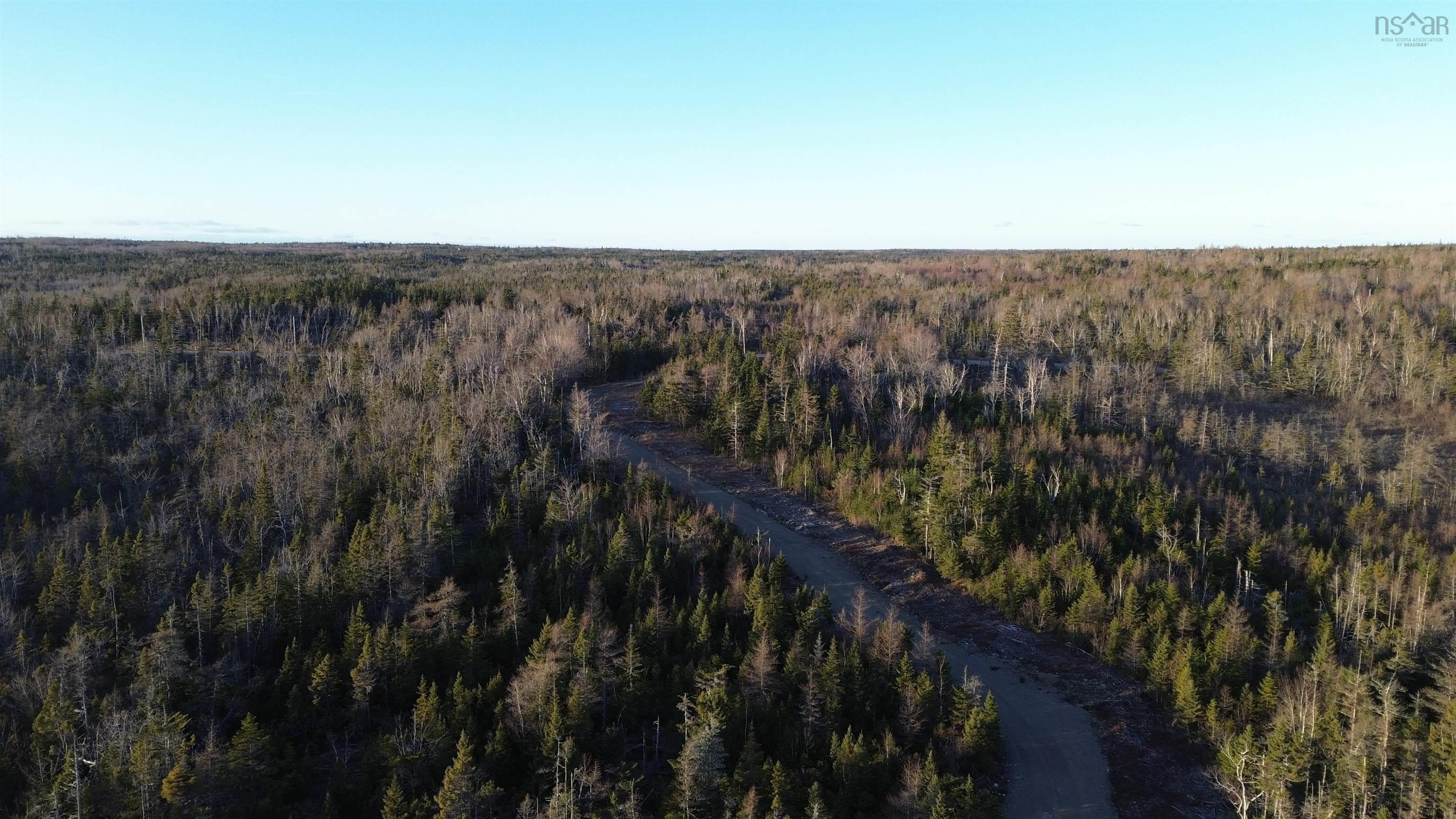 $279,900.00: Port Morien Drive, Round Island