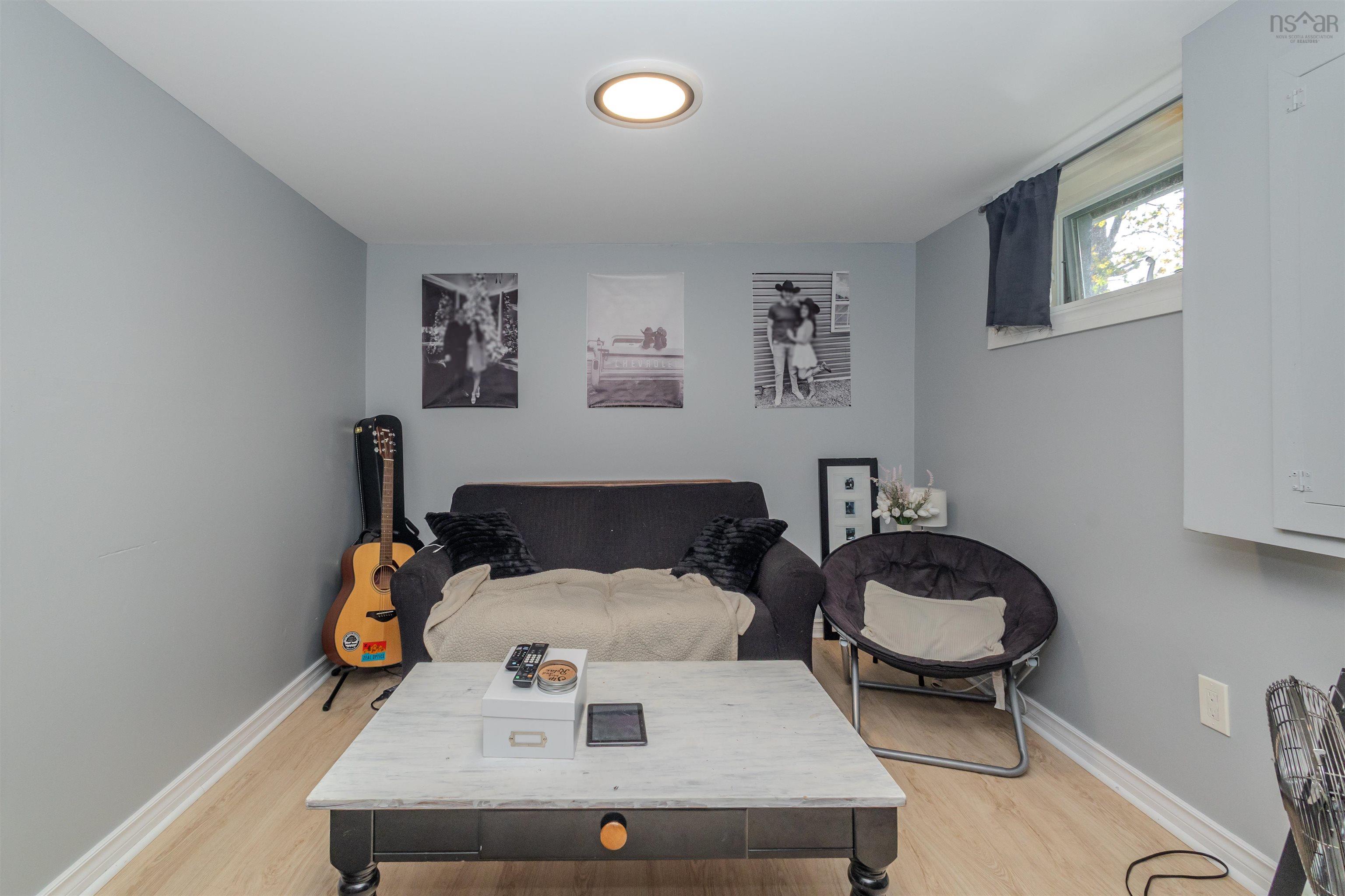 $209,999.00: 19 Hinesdale Drive, Sydney