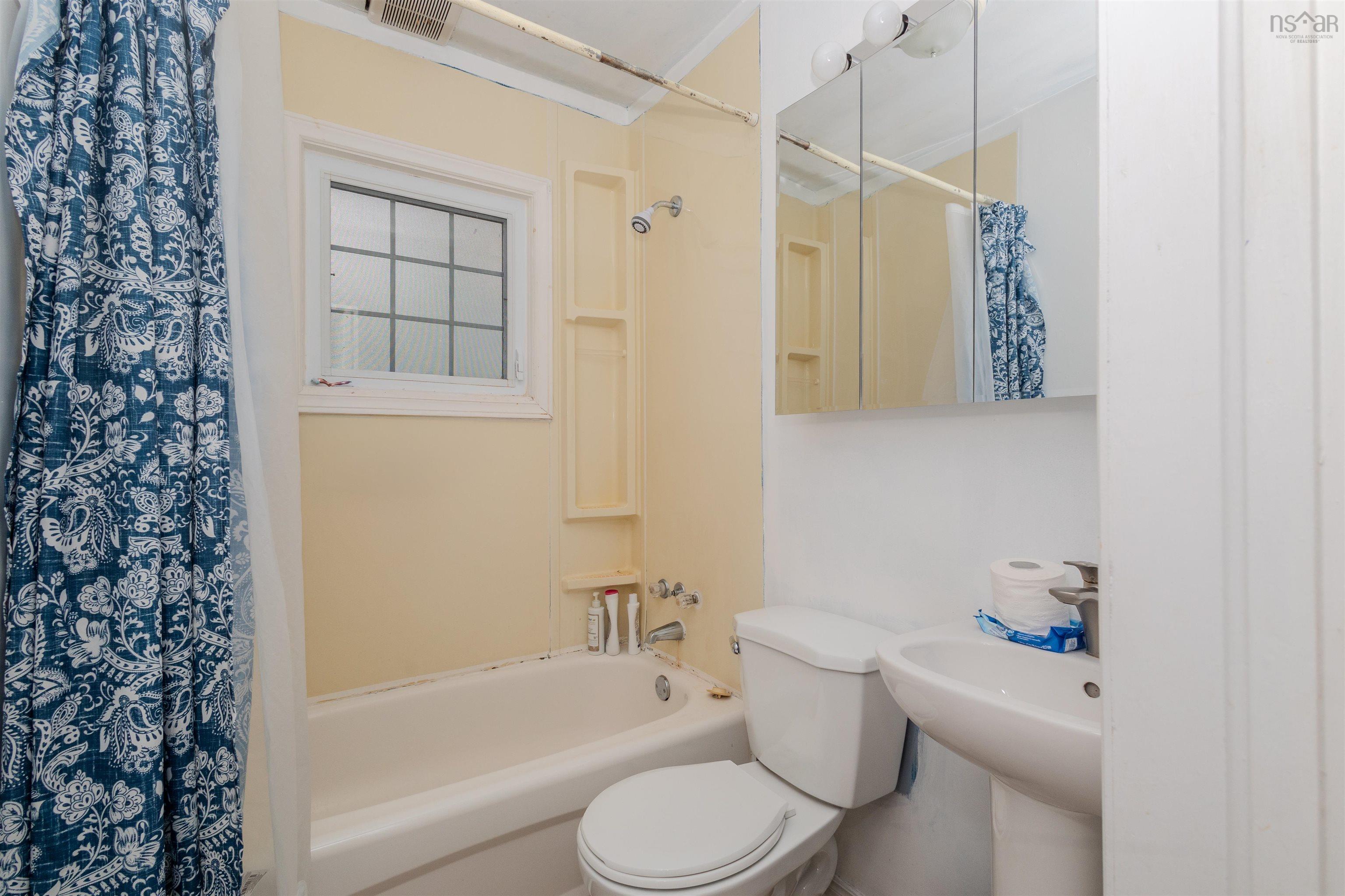 $209,999.00: 19 Hinesdale Drive, Sydney