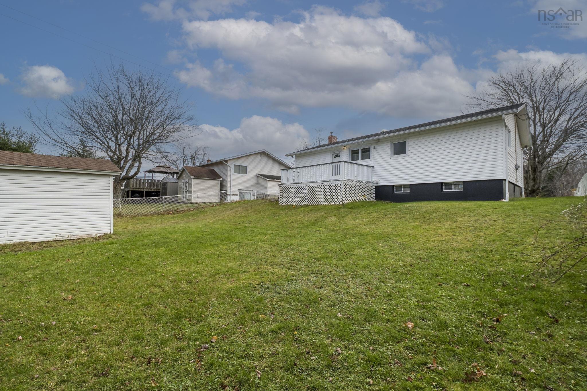 47 Penhorn Drive, Dartmouth, NS (MLS 202528354)