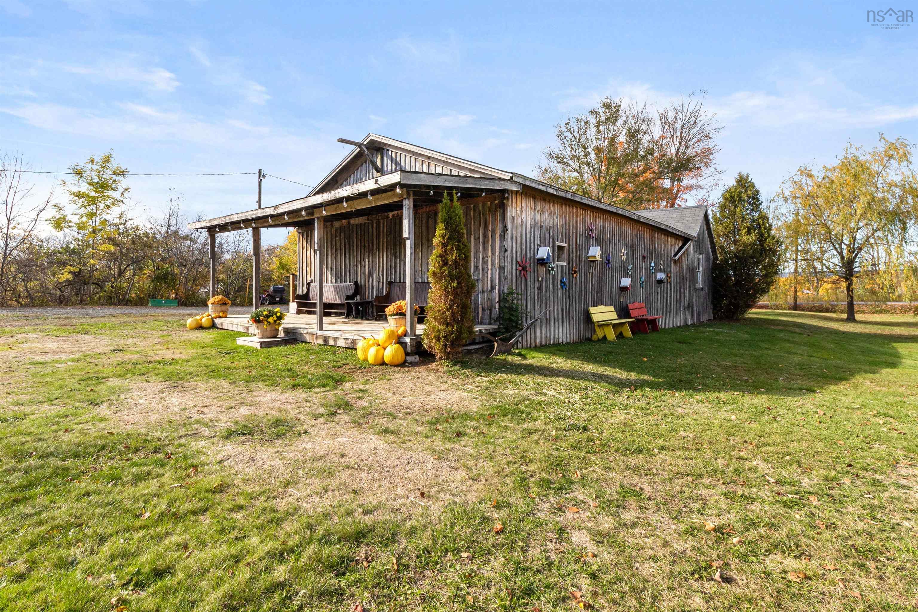 $1,200,000.00: 496 Carleton Road, Lawrencetown