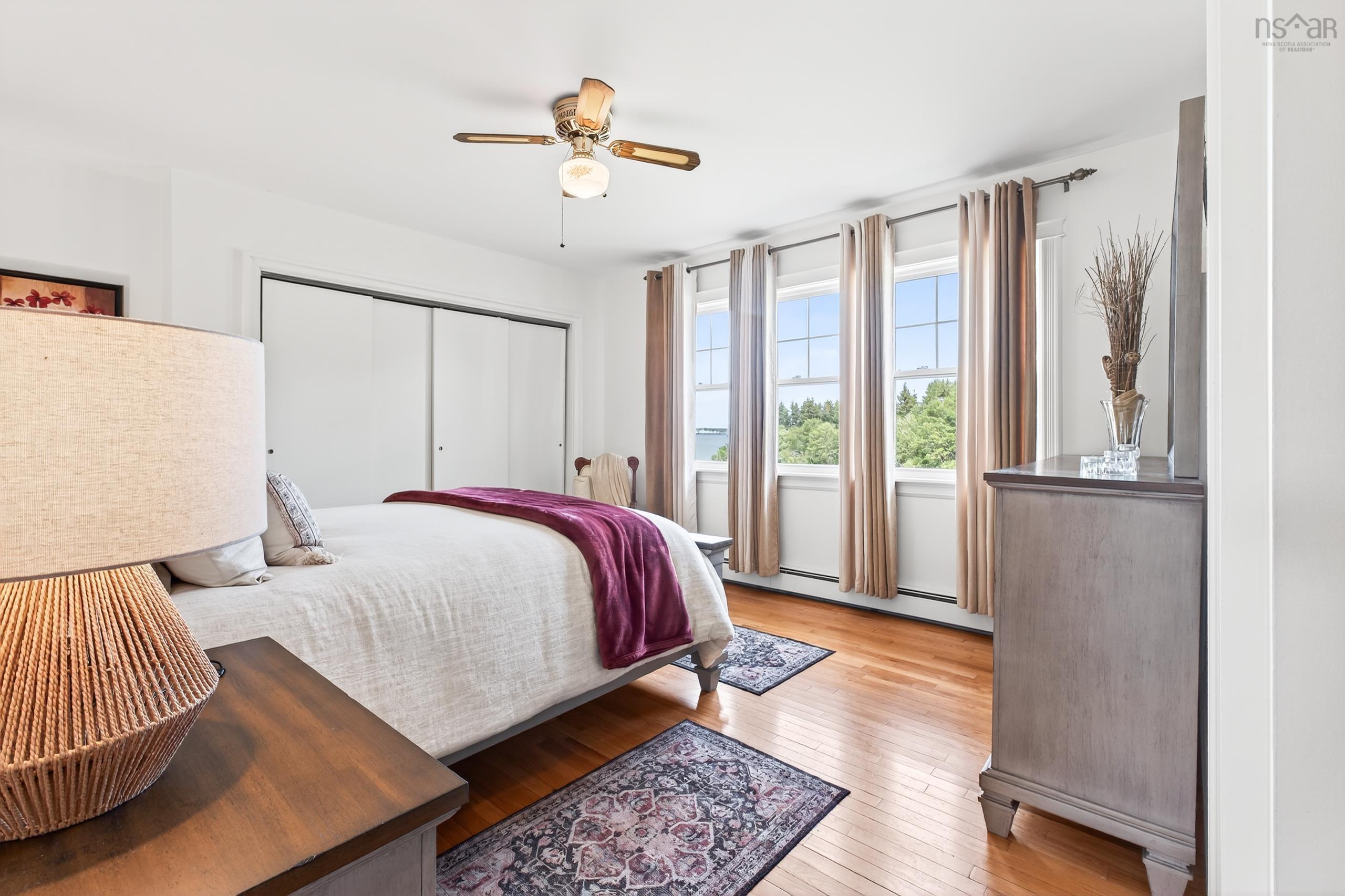 $749,900.00: 2140 POINT EDWARD HIGHWAY, Point Edward