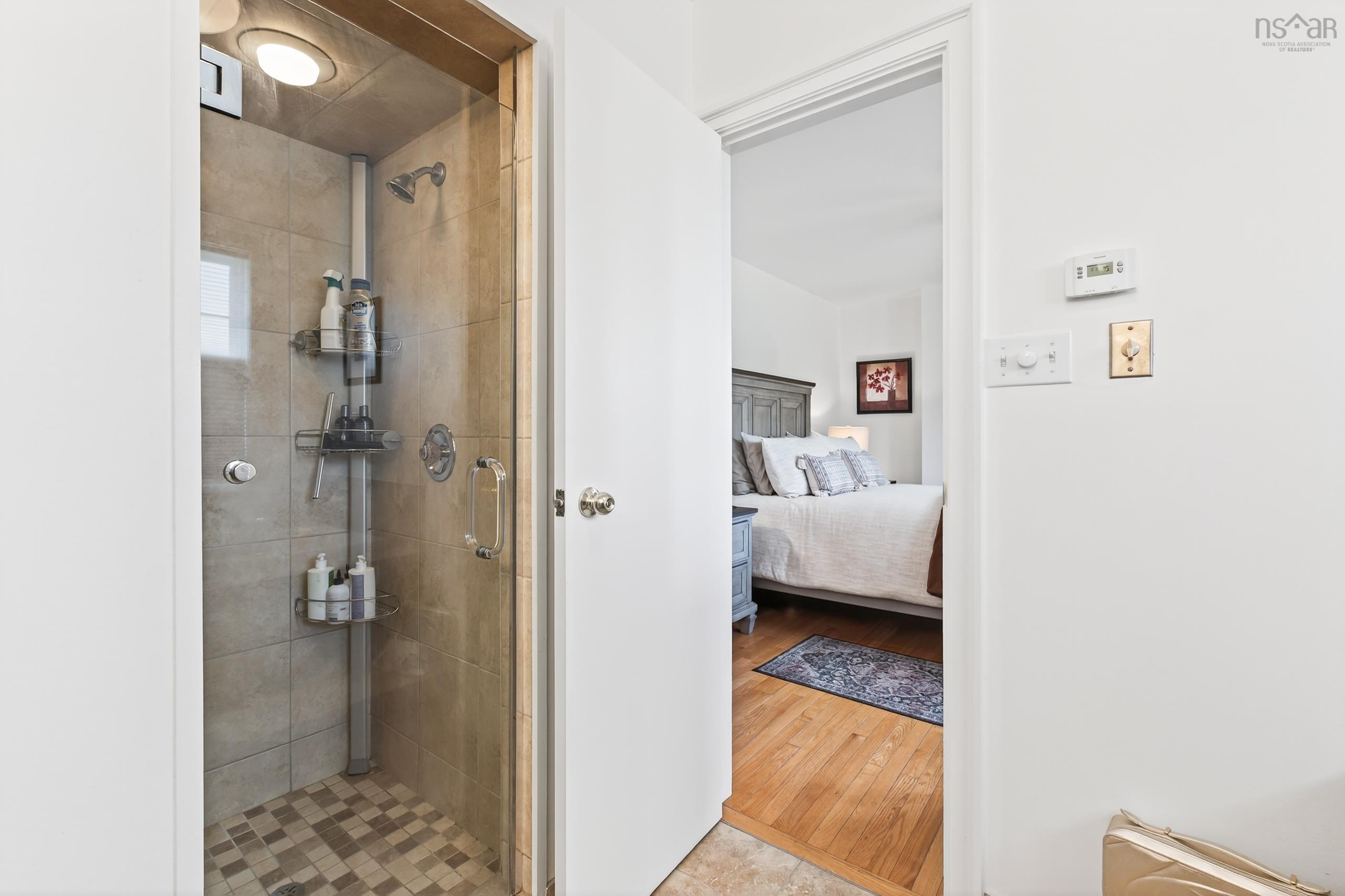 $749,900.00: 2140 POINT EDWARD HIGHWAY, Point Edward