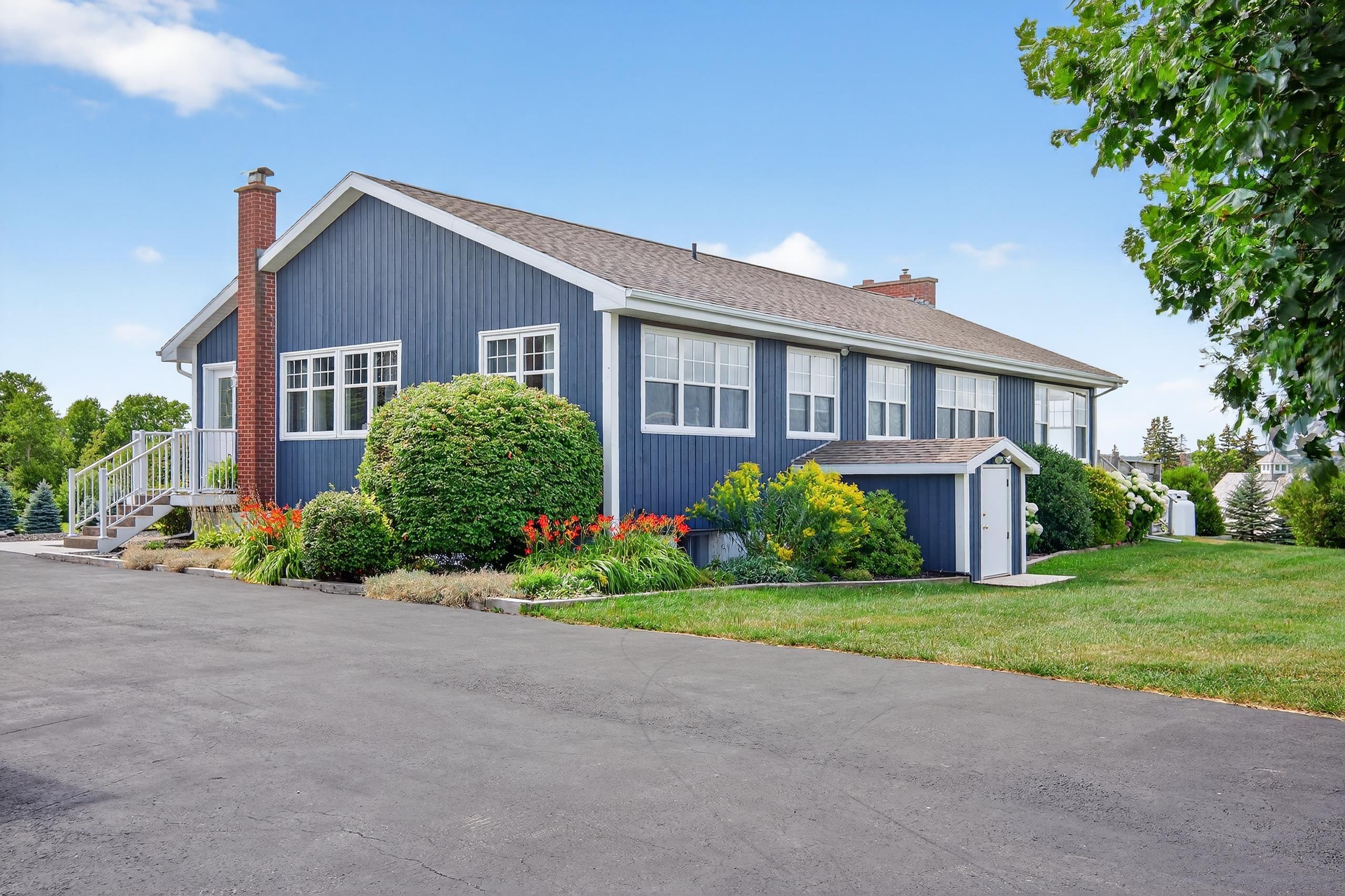 $749,900.00: 2140 POINT EDWARD HIGHWAY, Point Edward