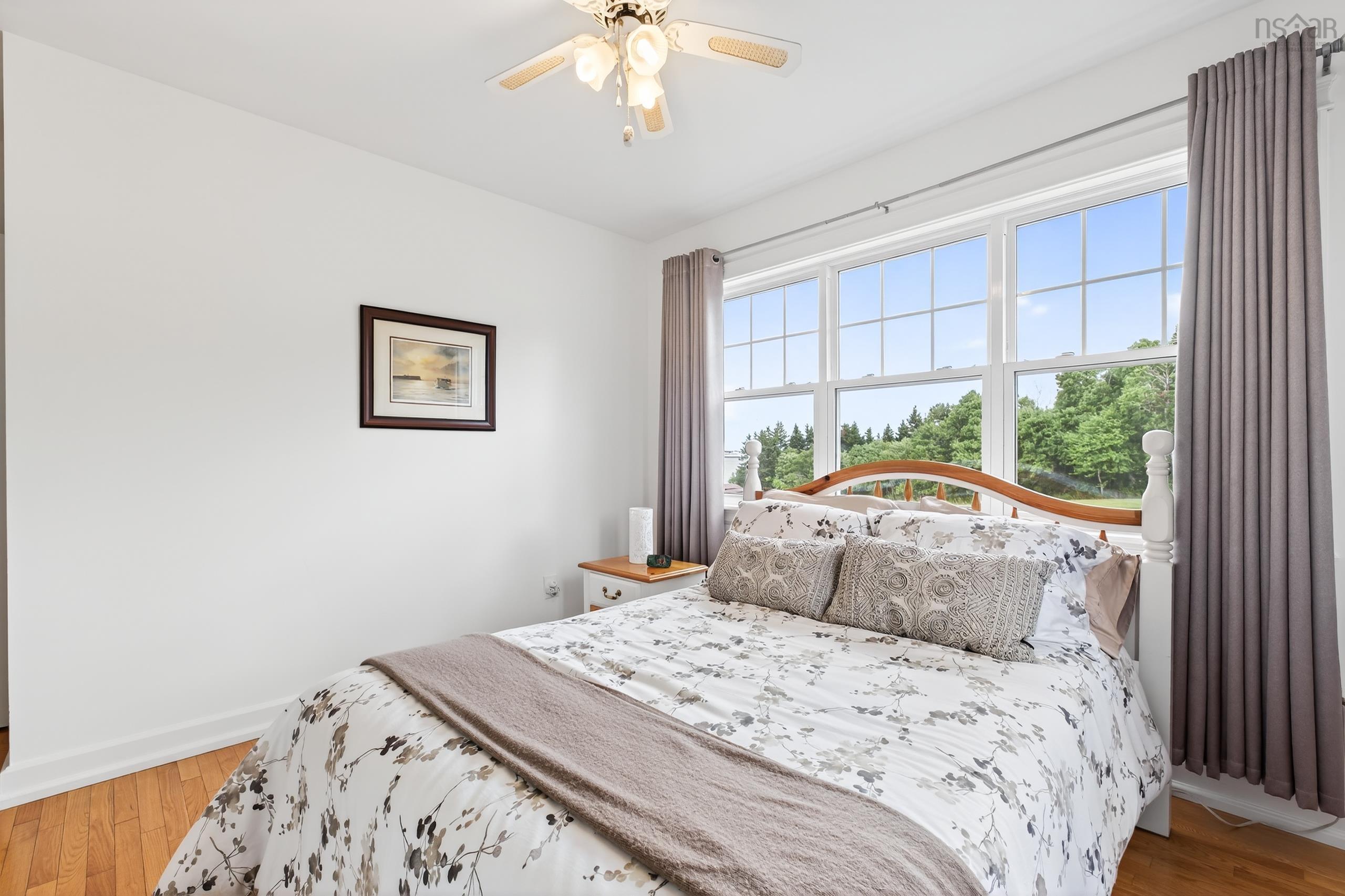 $749,900.00: 2140 POINT EDWARD HIGHWAY, Point Edward