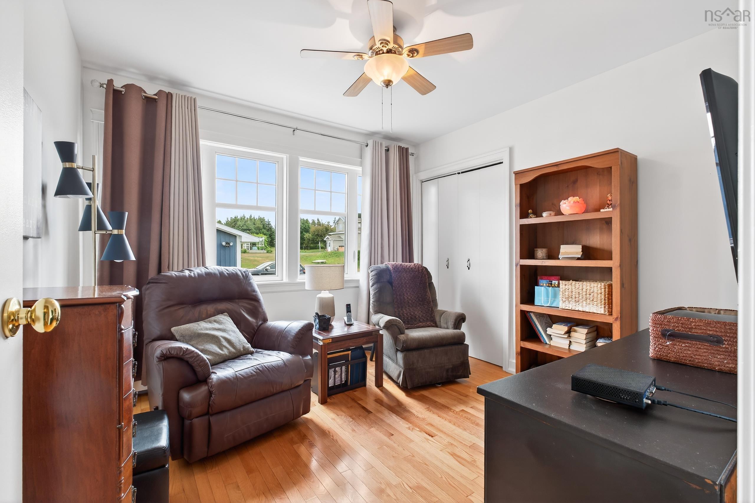 $749,900.00: 2140 POINT EDWARD HIGHWAY, Point Edward